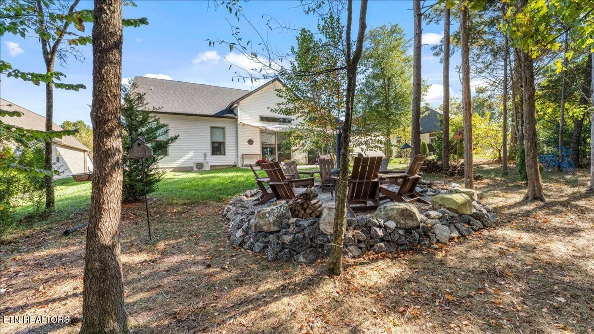 Property Slideshow image 36 of 45 | 140 utsesti way, Loudon, TN, 37774