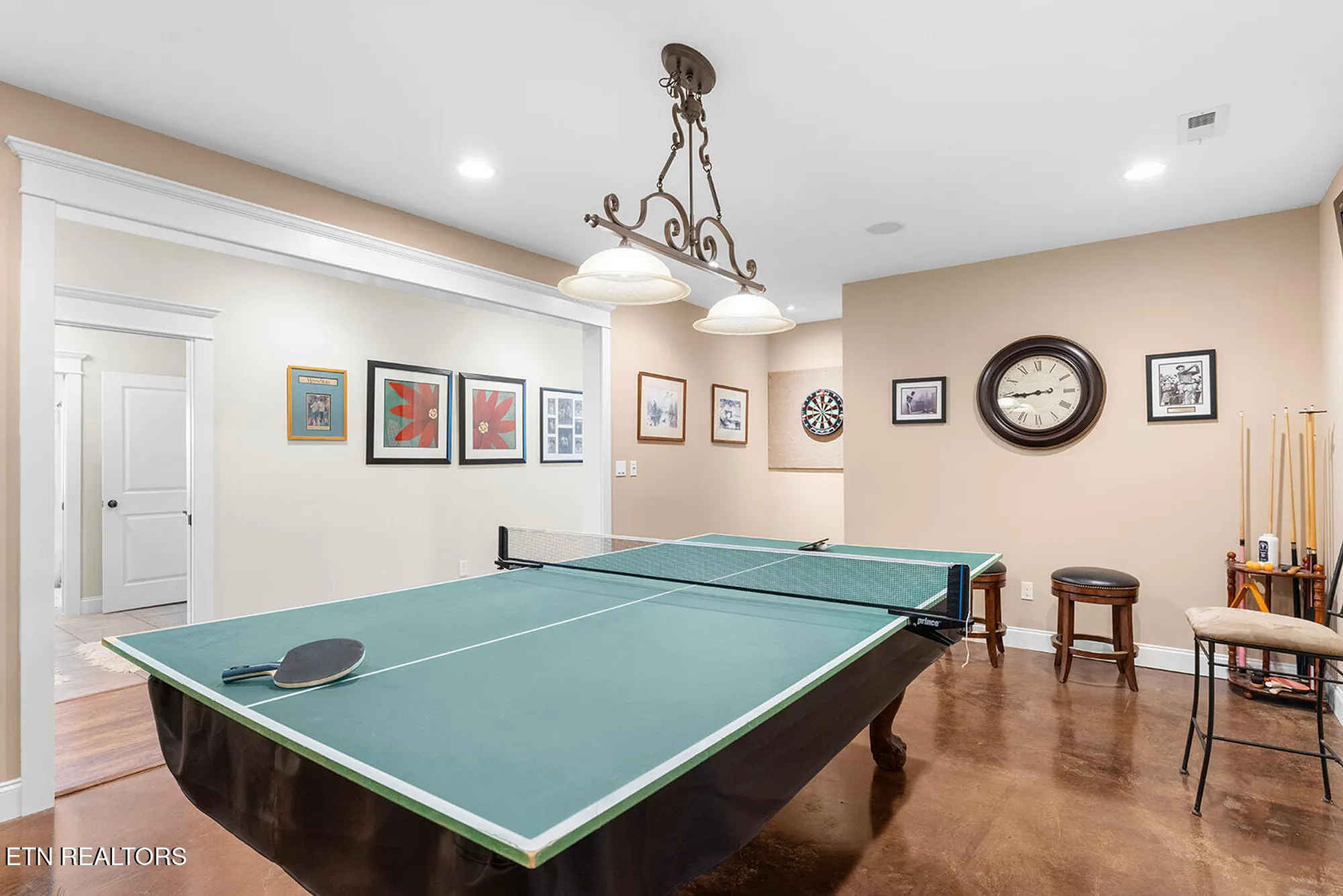 Property Slideshow image 46 of 62 | 124 eagle cir, Vonore, TN, 37885