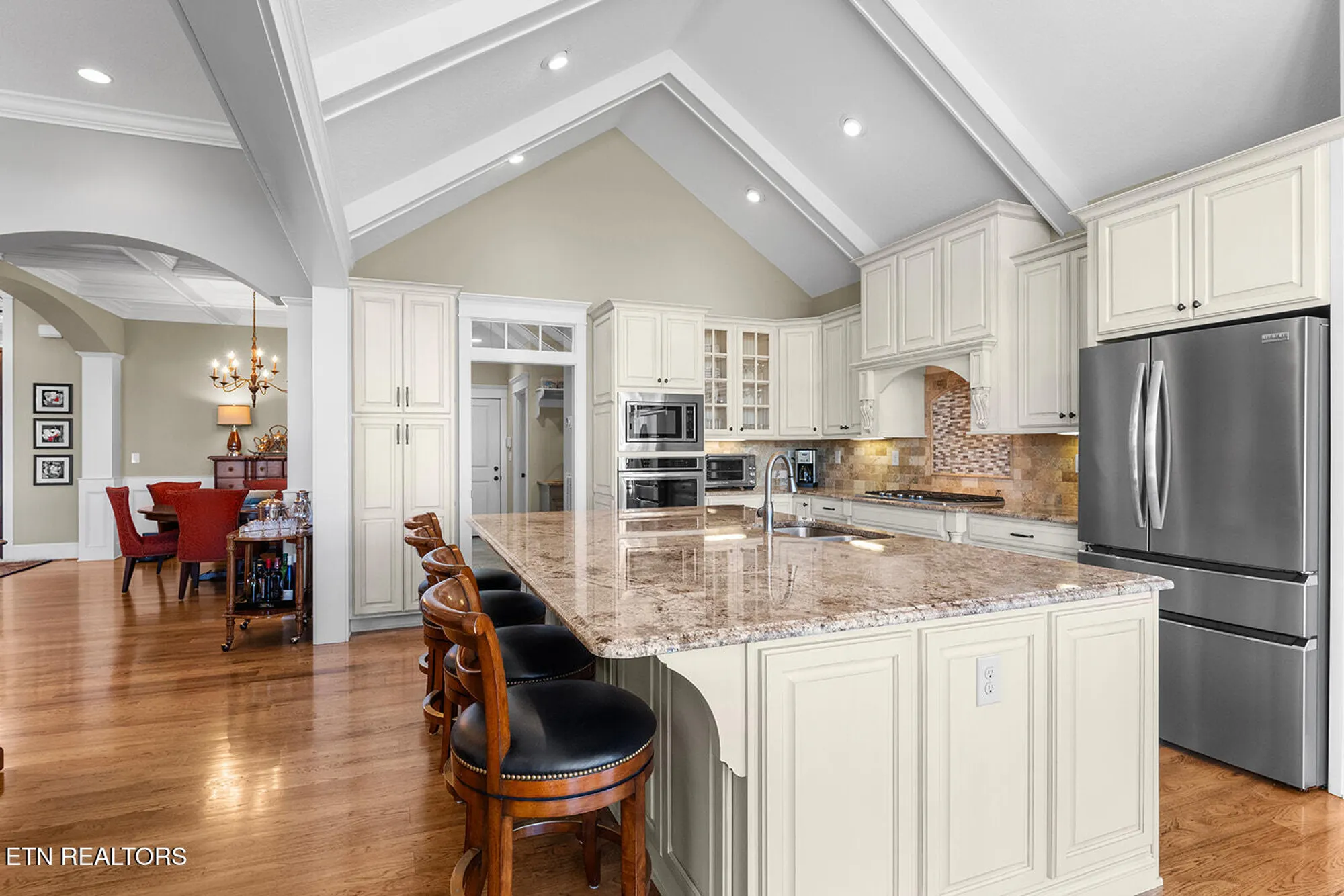 Property Slideshow image 22 of 62 | 124 eagle cir, Vonore, TN, 37885