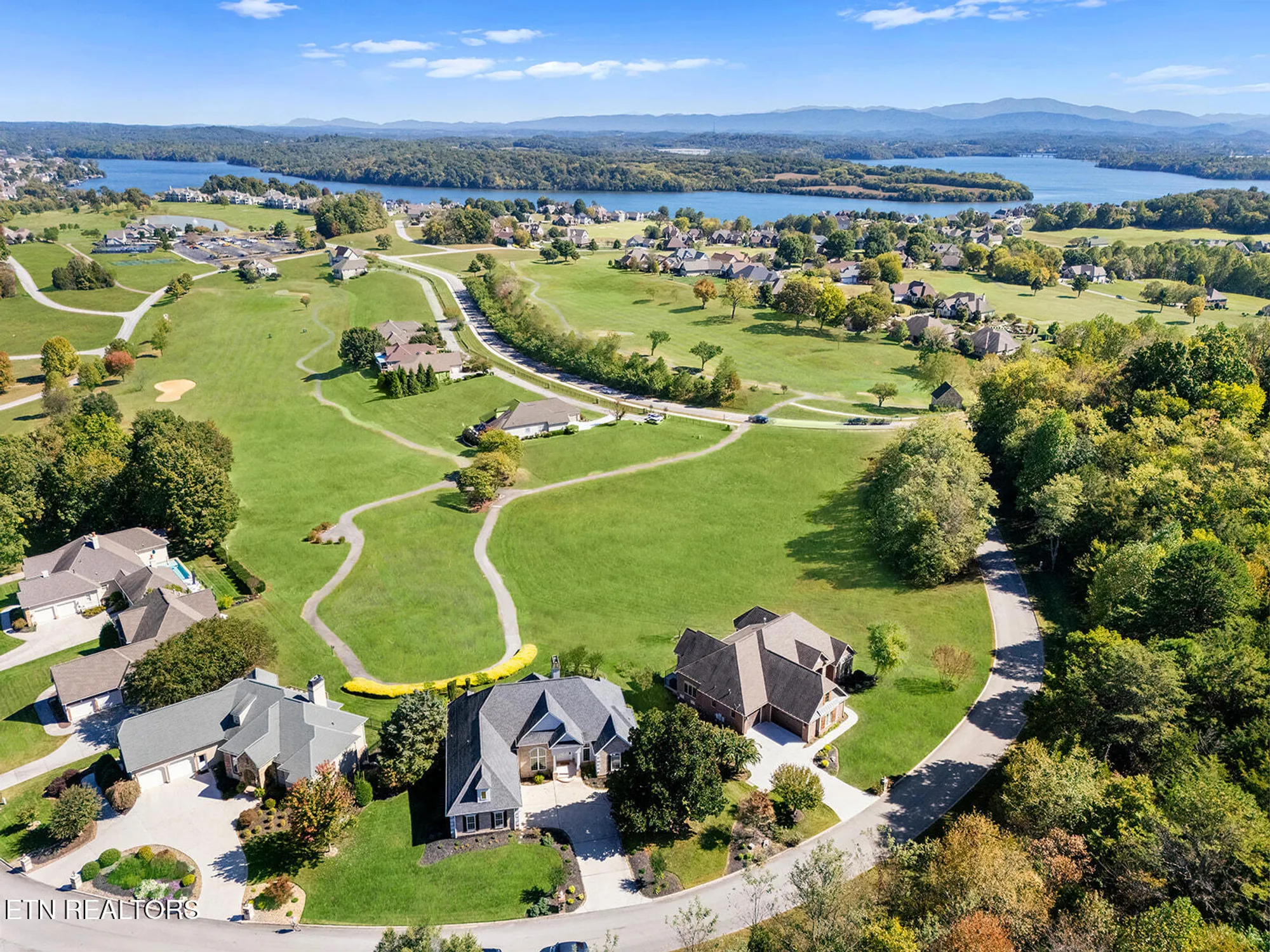 Property Slideshow image 54 of 62 | 124 eagle cir, Vonore, TN, 37885