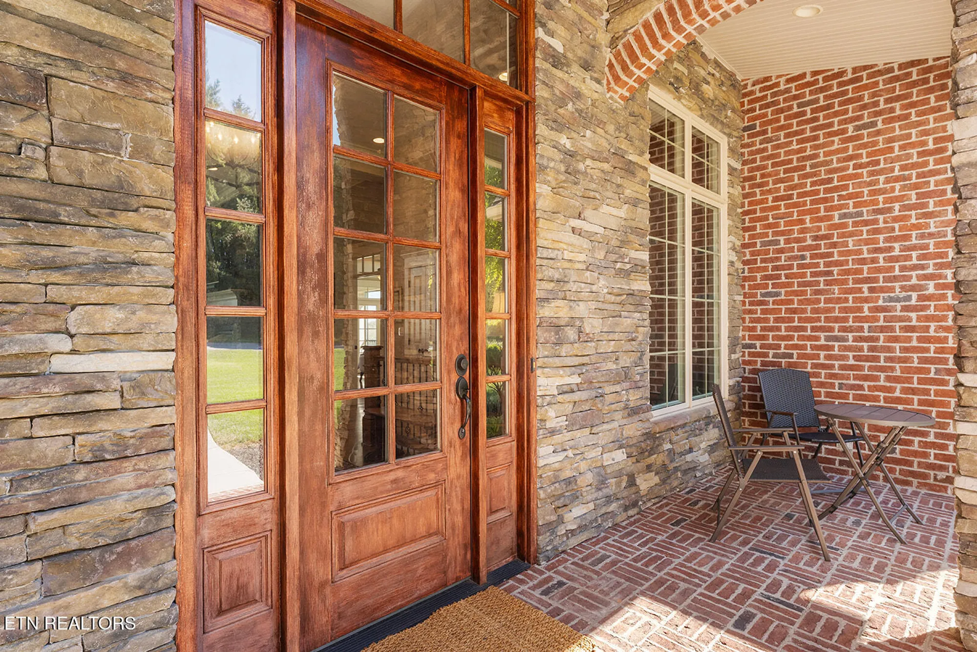 Property Slideshow image 4 of 62 | 124 eagle cir, Vonore, TN, 37885