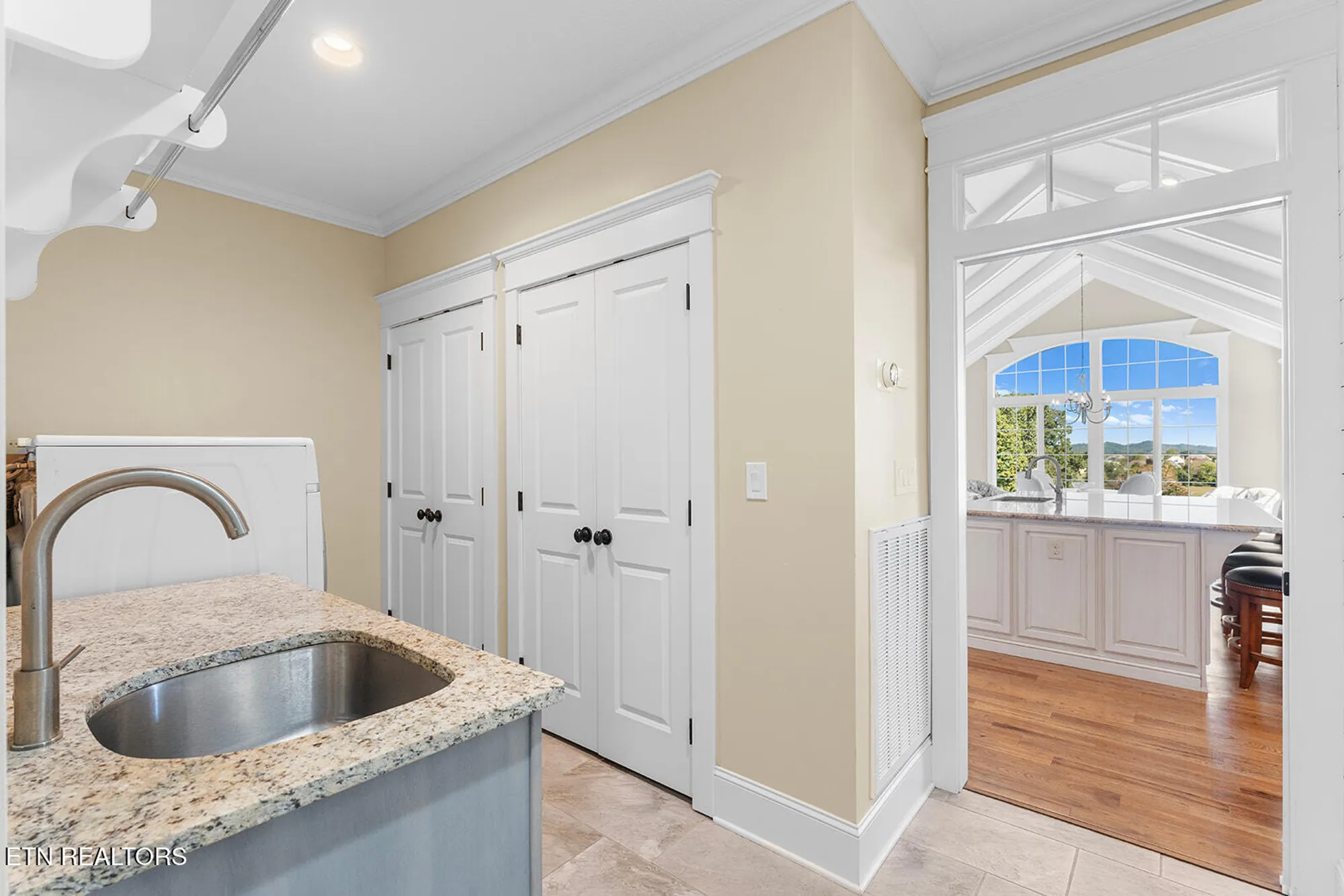 Property Slideshow image 26 of 62 | 124 eagle cir, Vonore, TN, 37885