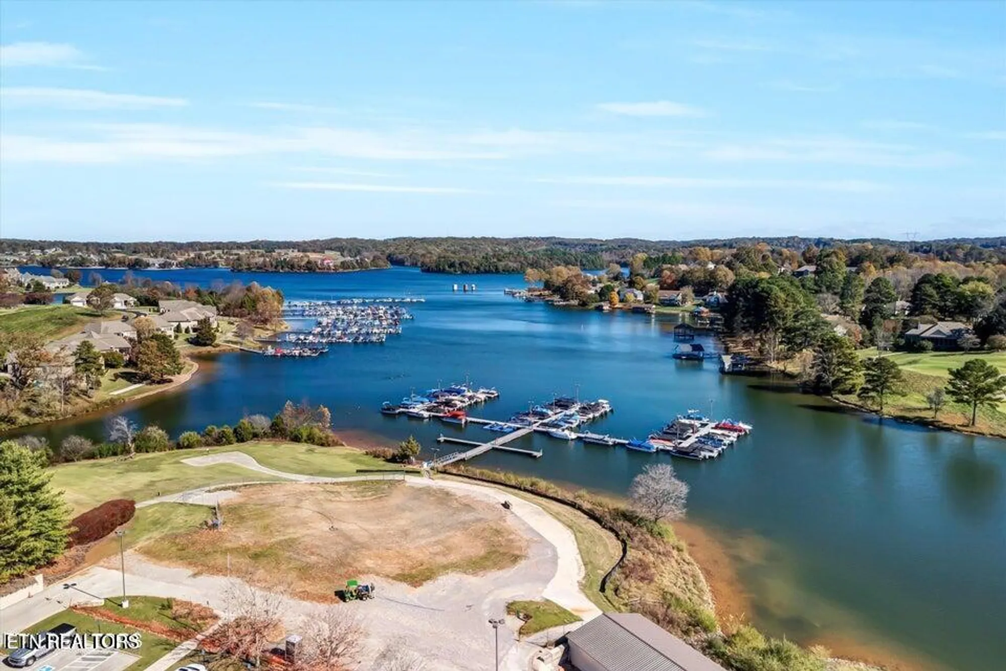 Property Slideshow image 32 of 34 | 143 inata cir, Loudon, TN, 37774