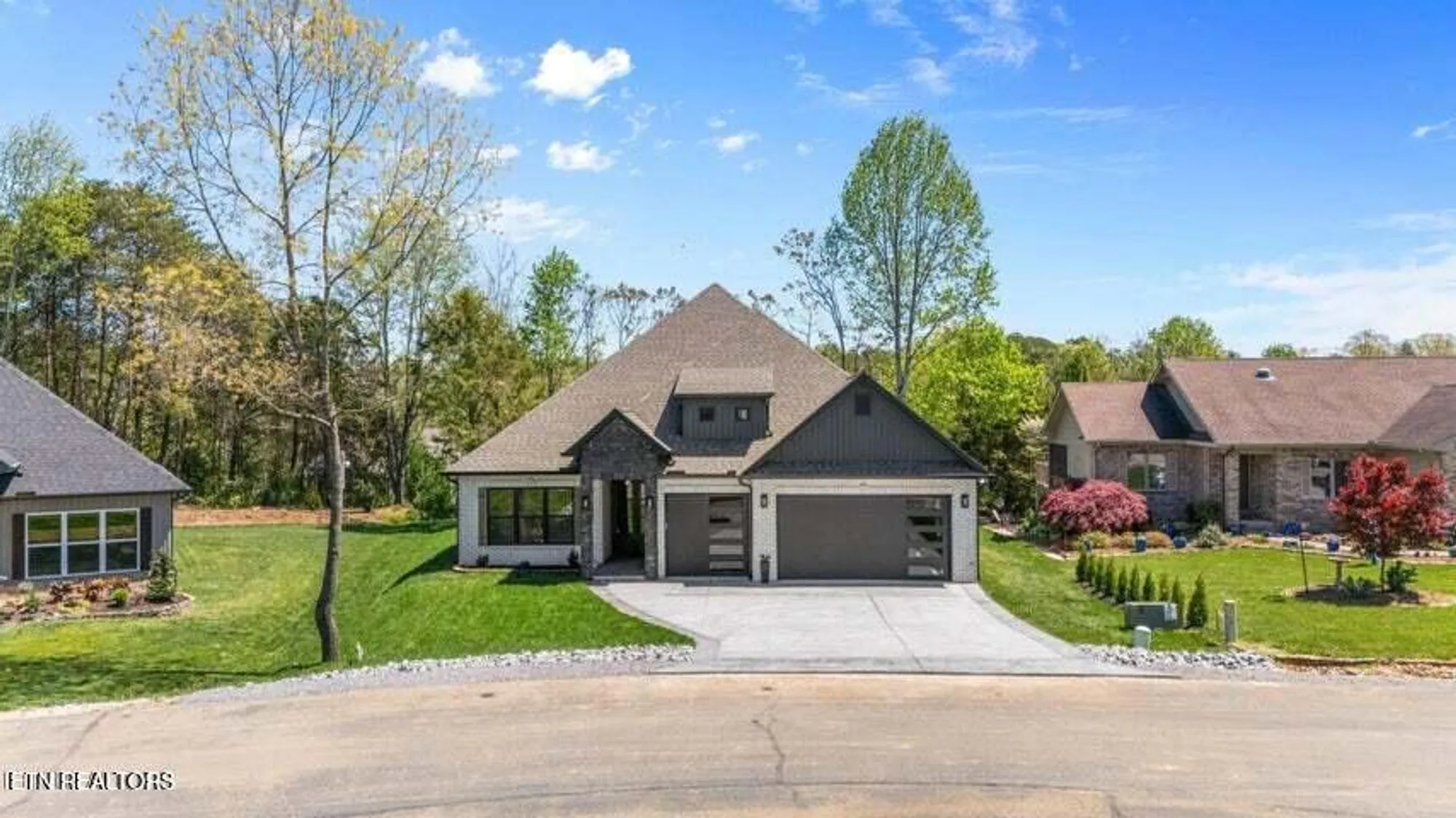 Property Slideshow image 40 of 51 | 404 elokwa pl, Loudon, TN, 37774