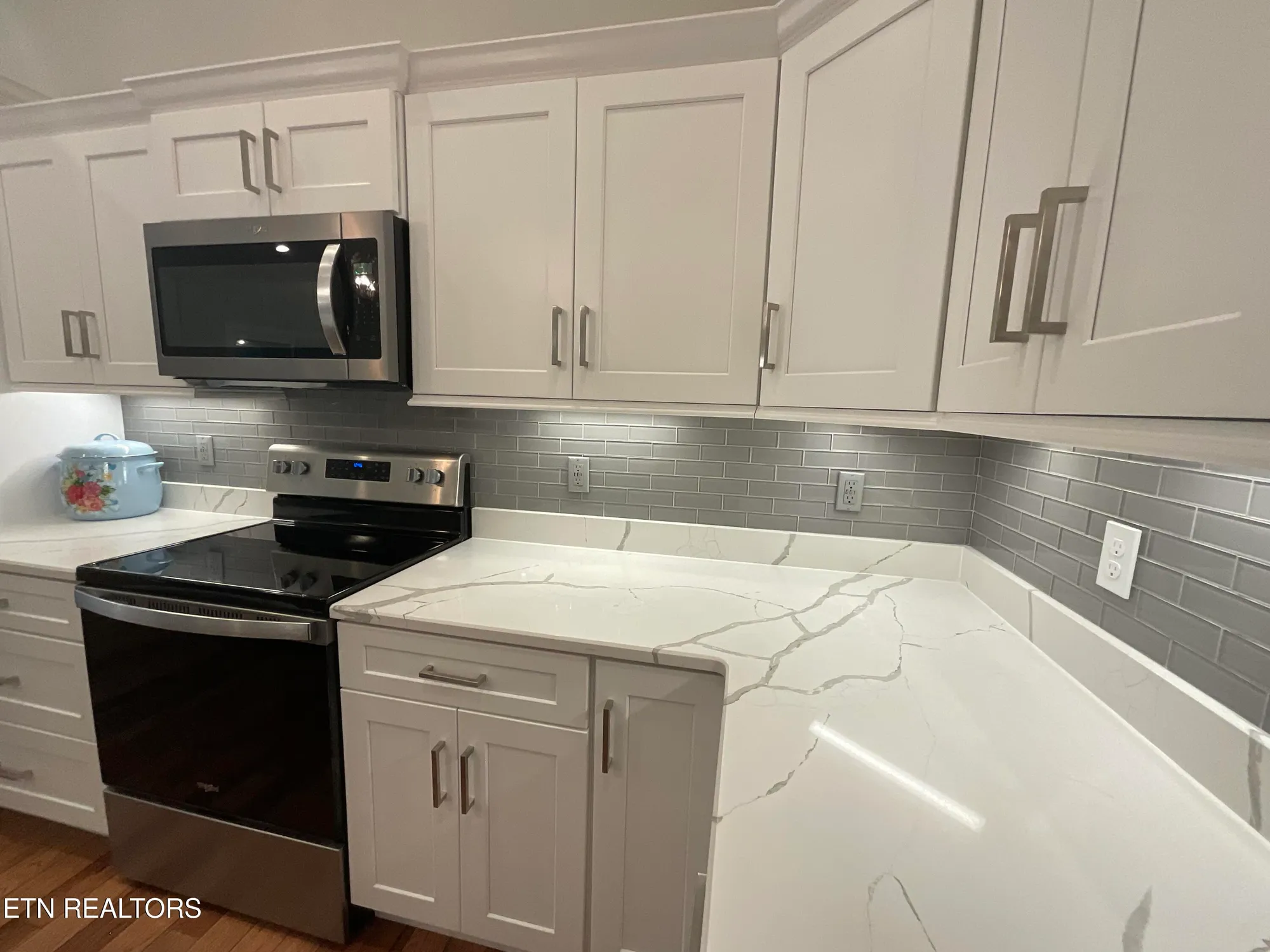 Property Slideshow image 10 of 29 | 120 bent oak ter, Crossville, TN, 38558