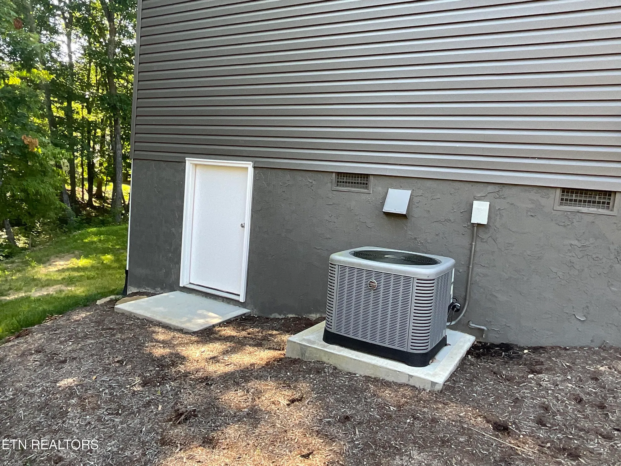 Property Slideshow image 24 of 29 | 120 bent oak ter, Crossville, TN, 38558