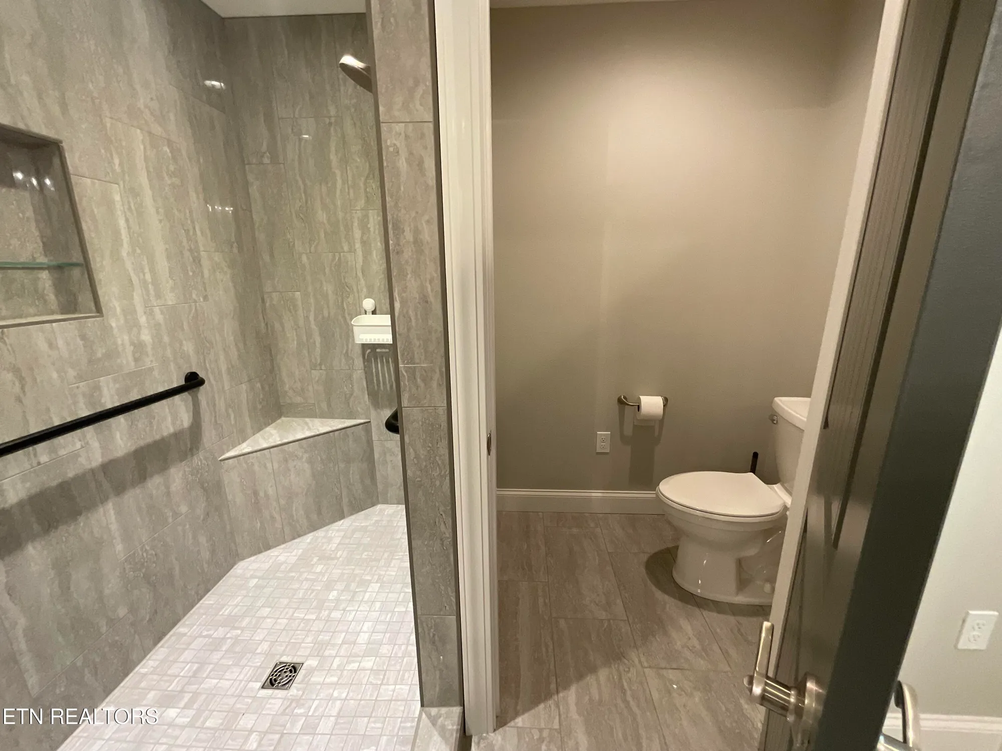 Property Slideshow image 15 of 29 | 120 bent oak ter, Crossville, TN, 38558