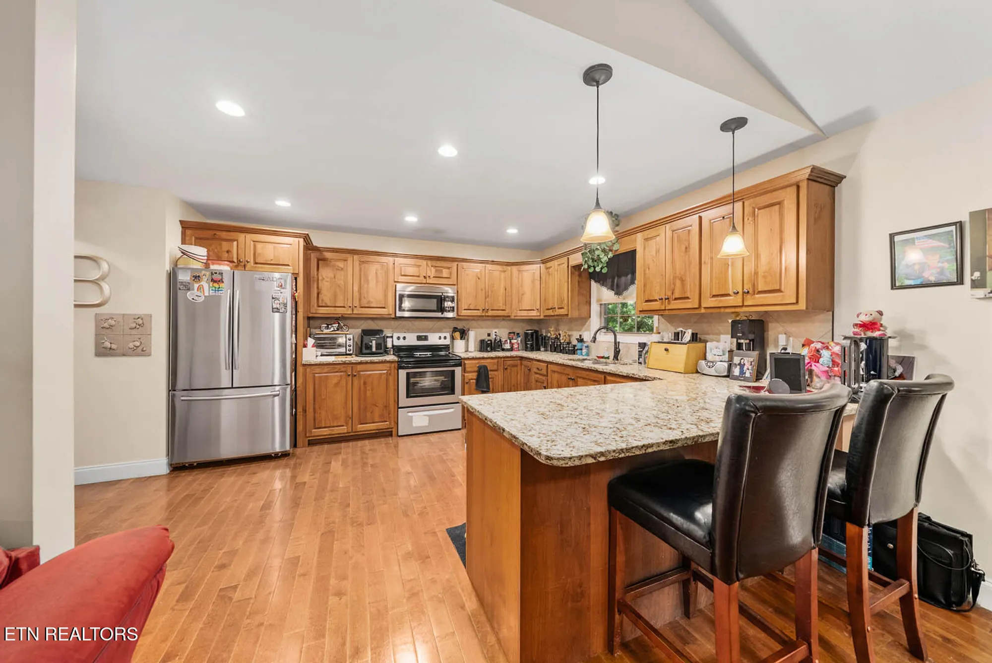 Property Slideshow image 11 of 35 | 157 exeter dr, Crossville, TN, 38558