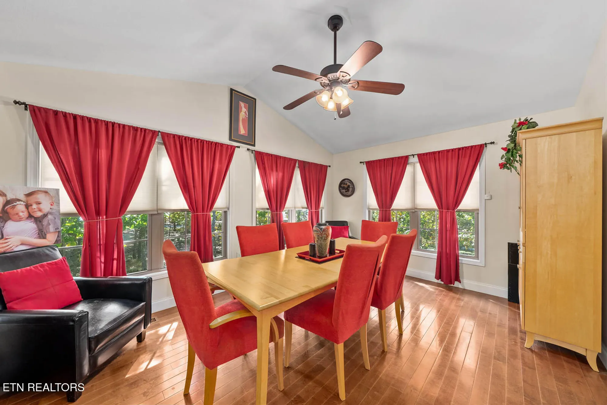 Property Slideshow image 13 of 35 | 157 exeter dr, Crossville, TN, 38558