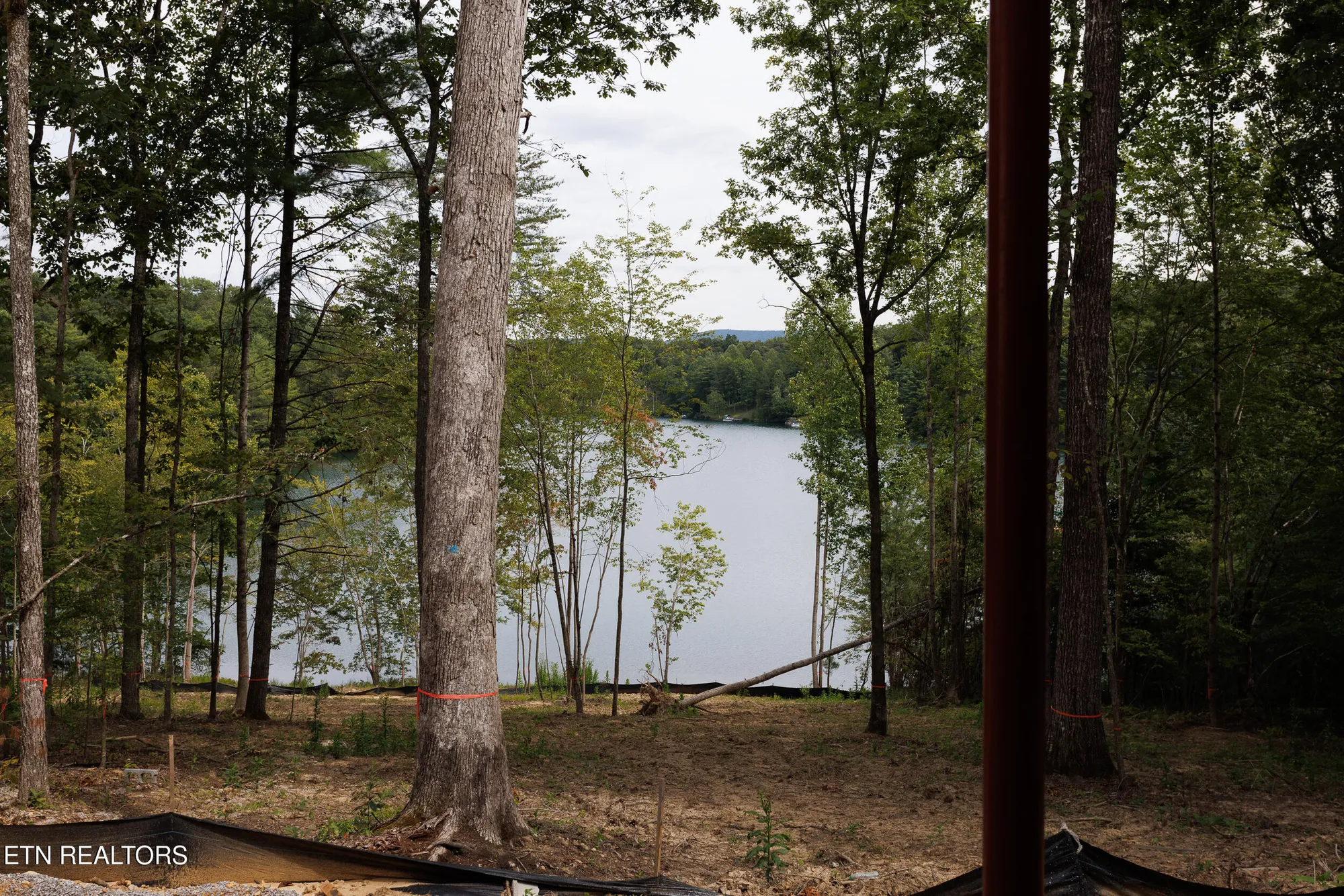 Property Slideshow image 9 of 36 | 28 hunterwood ct, Crossville, TN, 38558