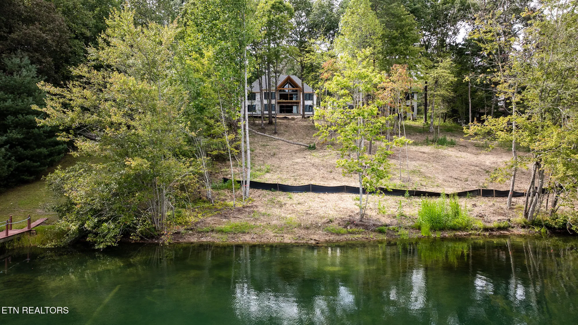 Property Slideshow image 12 of 36 | 28 hunterwood ct, Crossville, TN, 38558