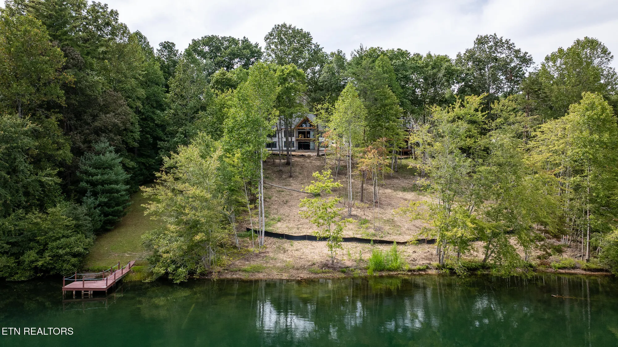 Property Slideshow image 13 of 36 | 28 hunterwood ct, Crossville, TN, 38558