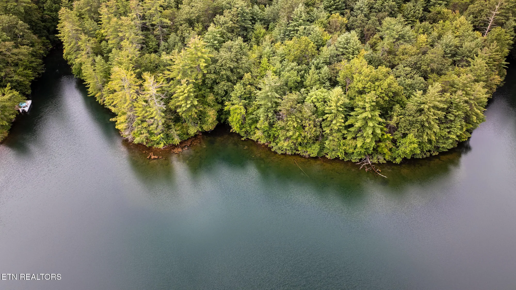 Property Slideshow image 14 of 36 | 28 hunterwood ct, Crossville, TN, 38558