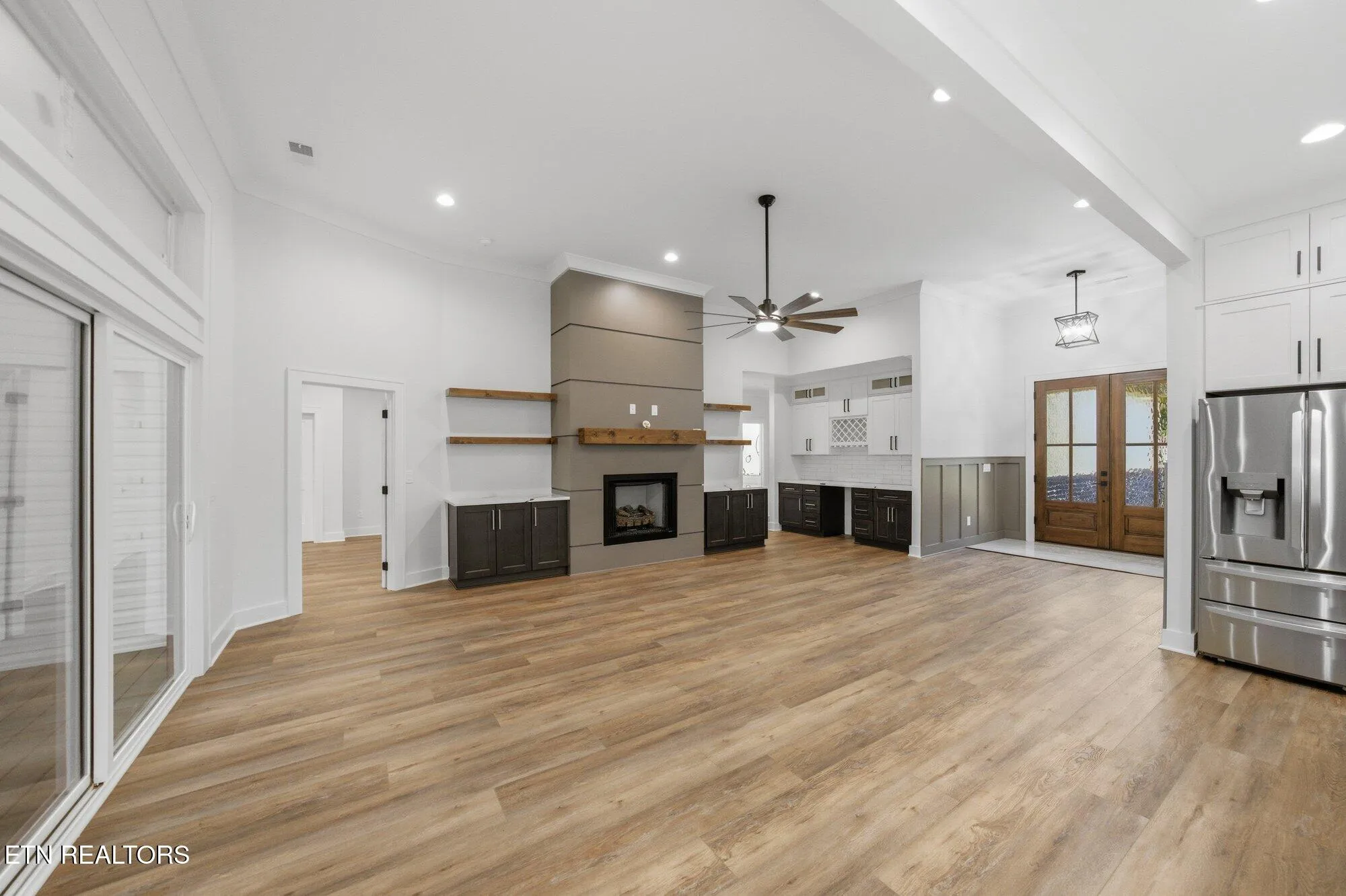 Property Slideshow image 9 of 37 | 237 ootsima way, Loudon, TN, 37774