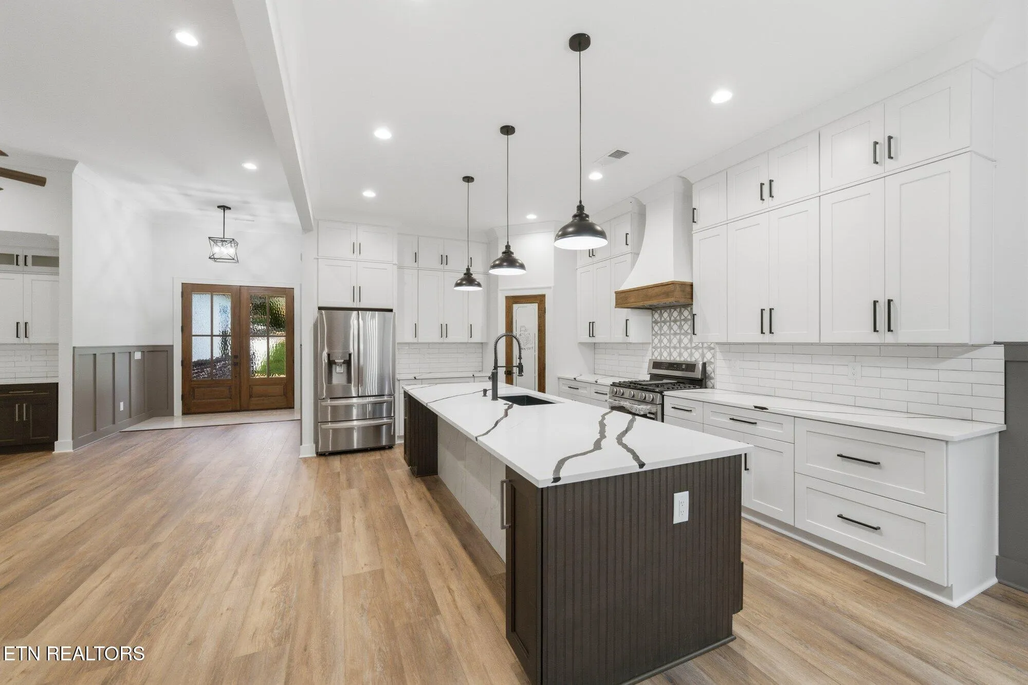 Property Slideshow image 13 of 37 | 237 ootsima way, Loudon, TN, 37774