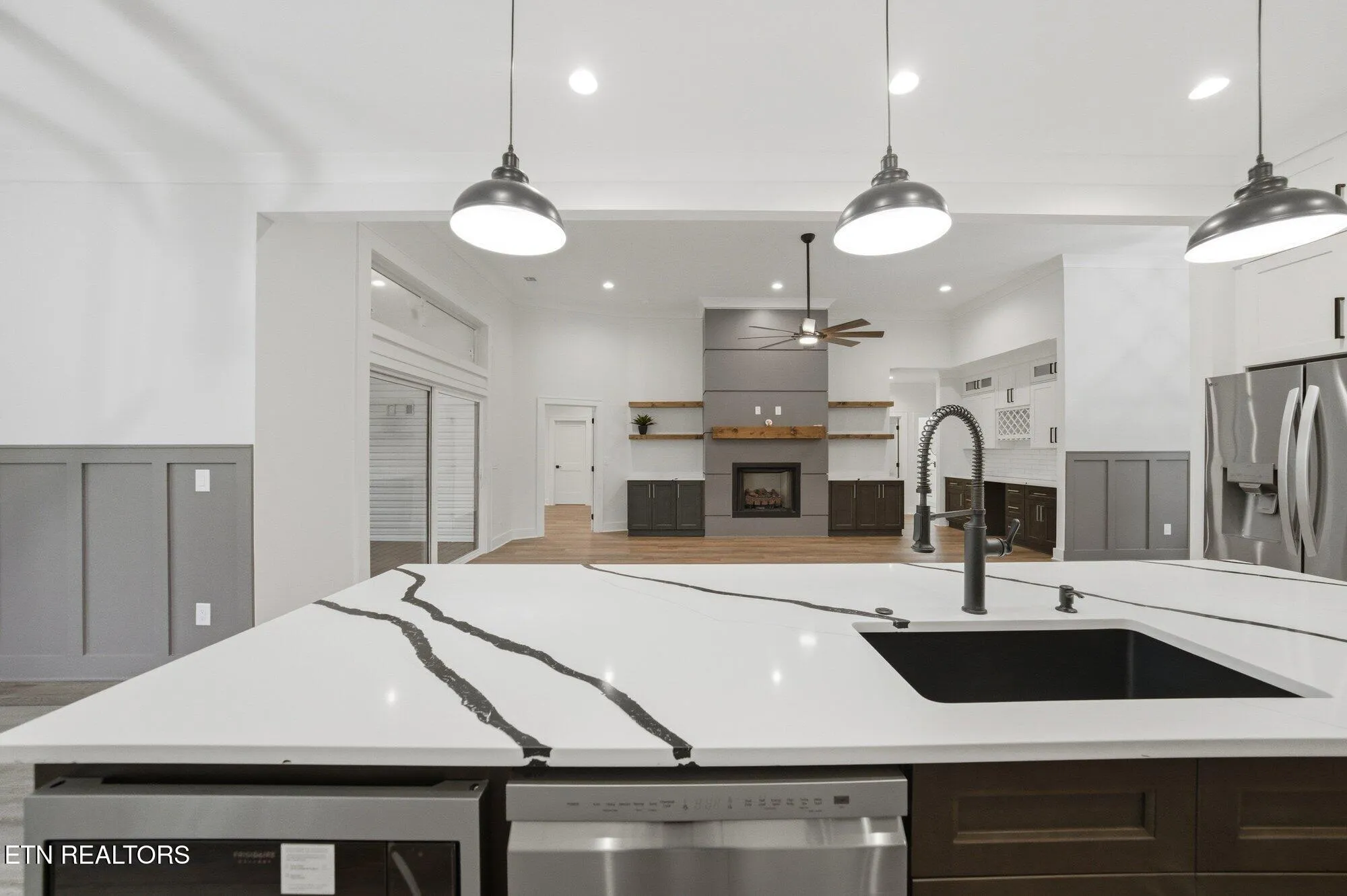 Property Slideshow image 16 of 37 | 237 ootsima way, Loudon, TN, 37774