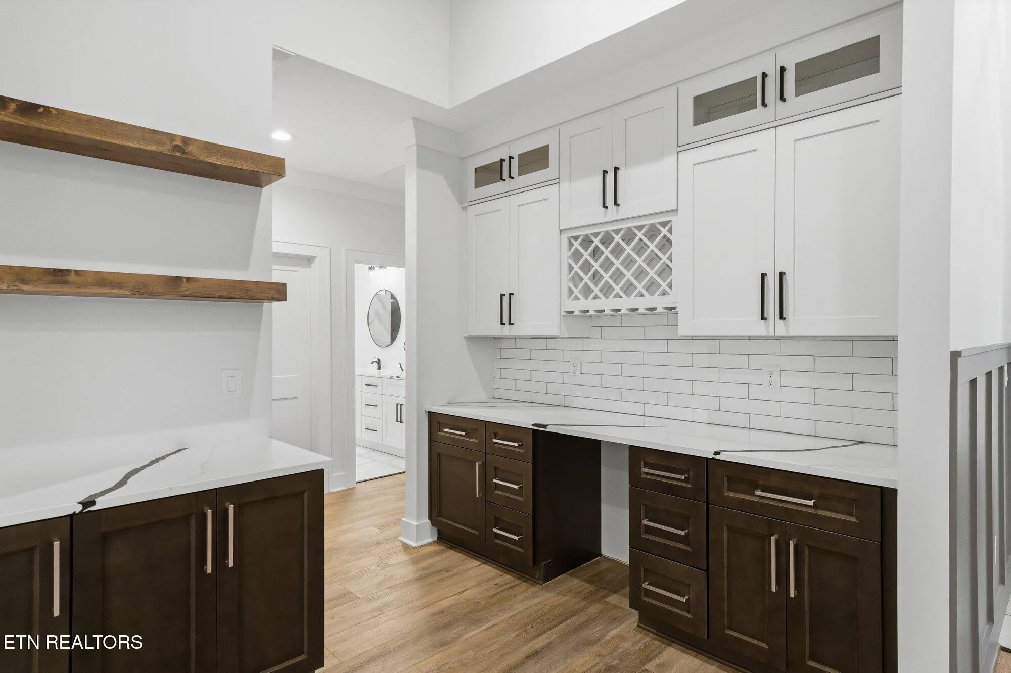 Property Slideshow image 17 of 37 | 237 ootsima way, Loudon, TN, 37774