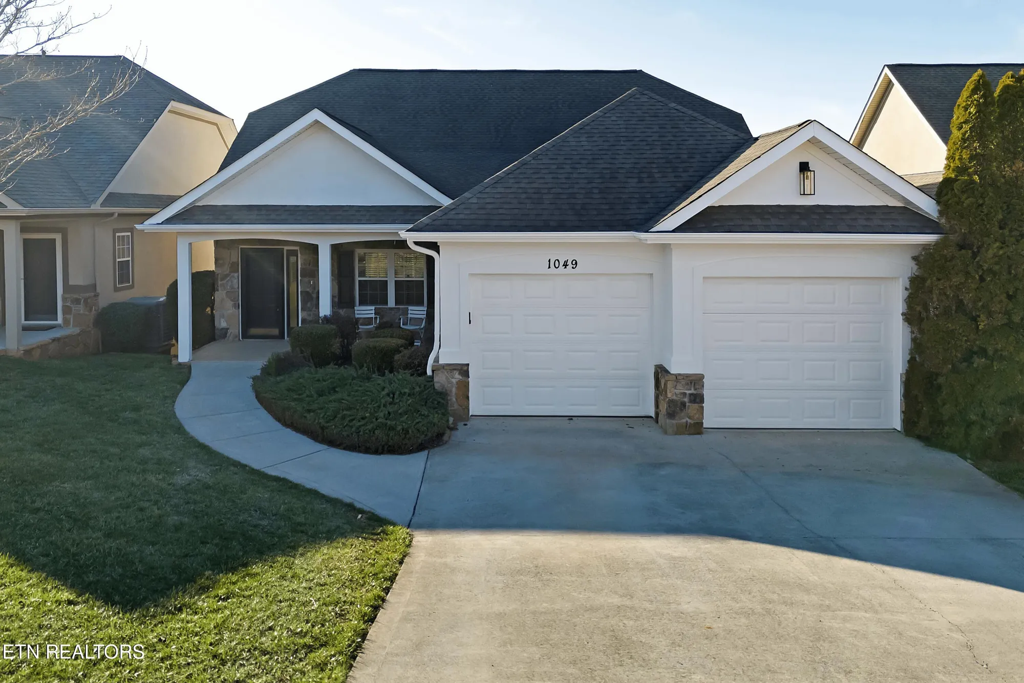 Property Slideshow image 1 of 38 | 1049 rarity bay pkwy, Vonore, TN, 37885