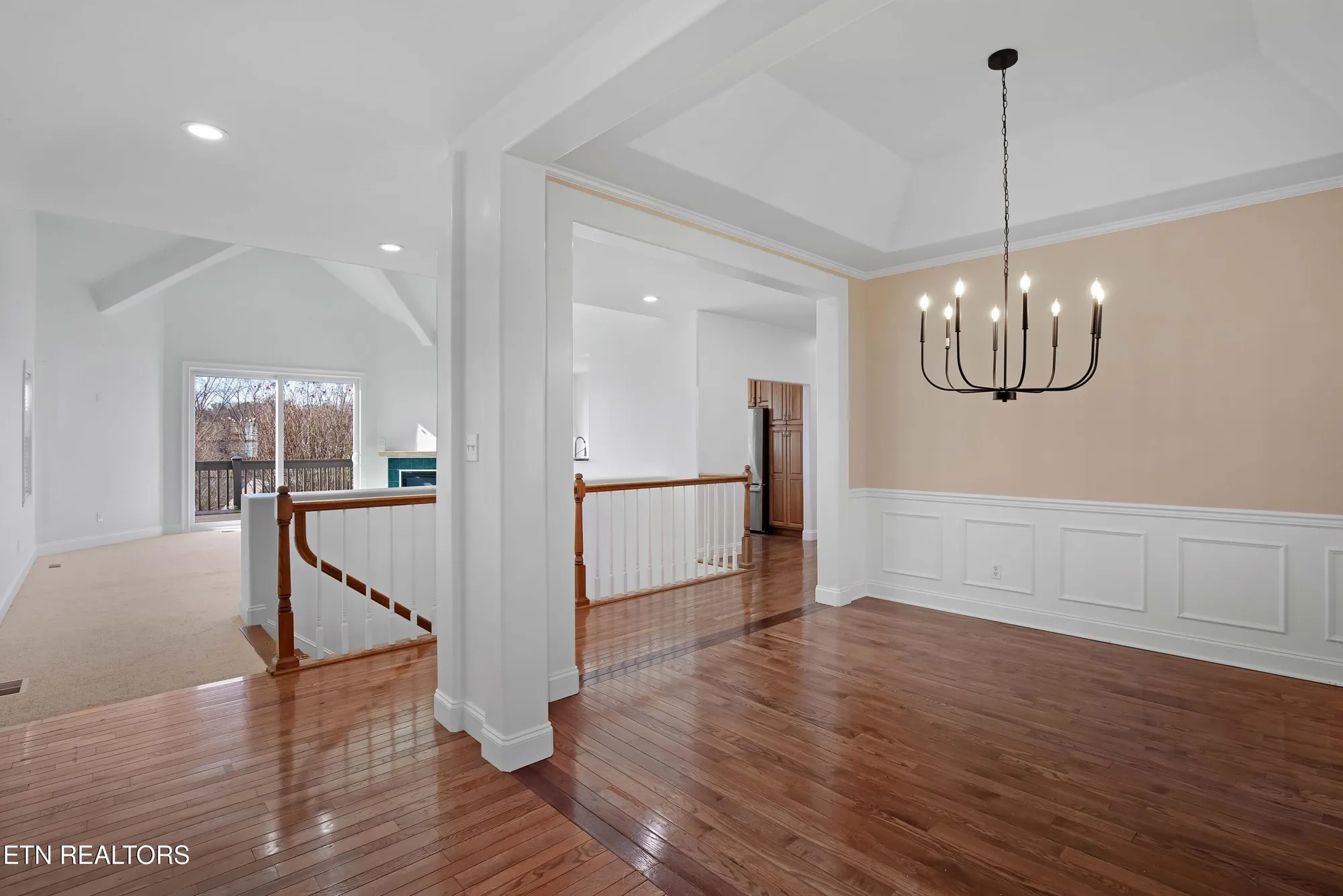 Property Slideshow image 4 of 38 | 1049 rarity bay pkwy, Vonore, TN, 37885