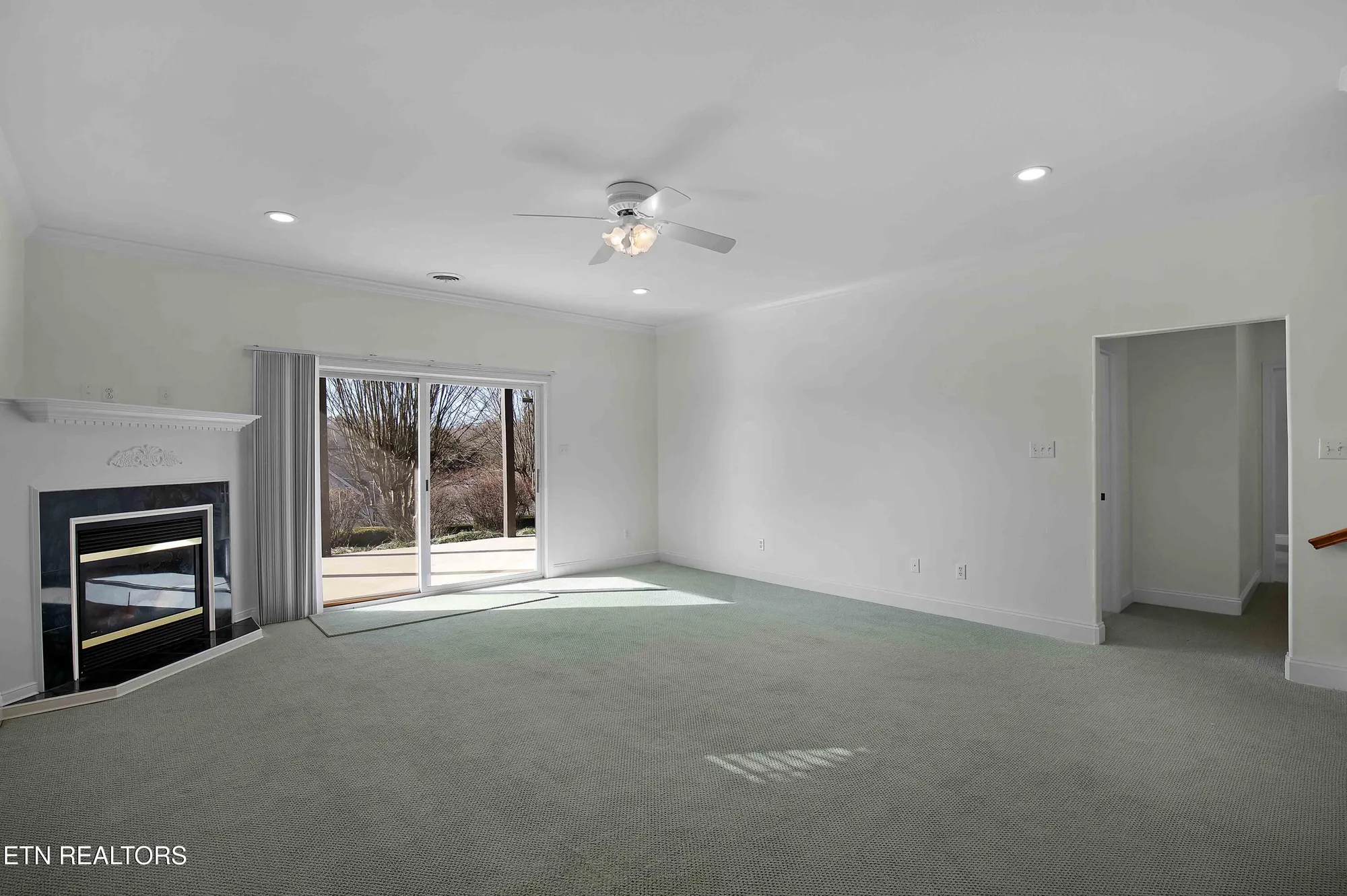 Property Slideshow image 23 of 38 | 1049 rarity bay pkwy, Vonore, TN, 37885