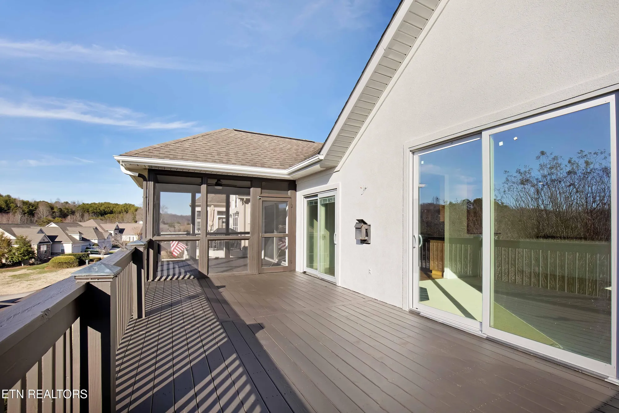 Property Slideshow image 32 of 38 | 1049 rarity bay pkwy, Vonore, TN, 37885