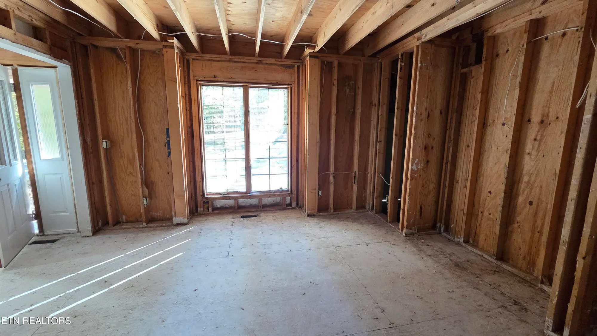 Property Slideshow image 10 of 43 | 12 buckner ter, Crossville, TN, 38558