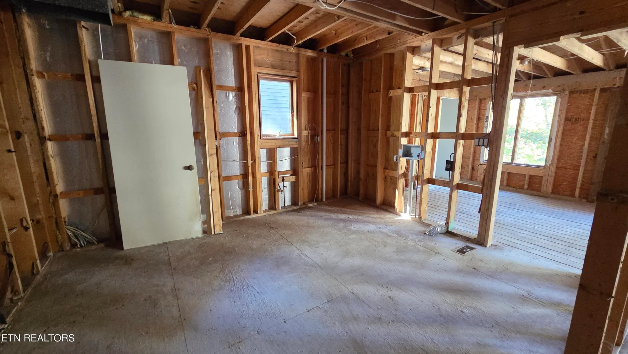 Property Slideshow image 11 of 43 | 12 buckner ter, Crossville, TN, 38558