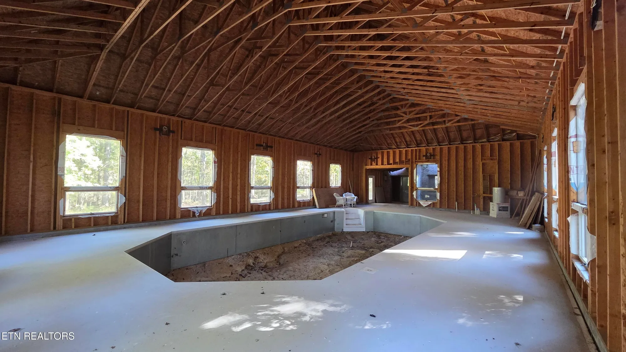 Property Slideshow image 35 of 43 | 12 buckner ter, Crossville, TN, 38558