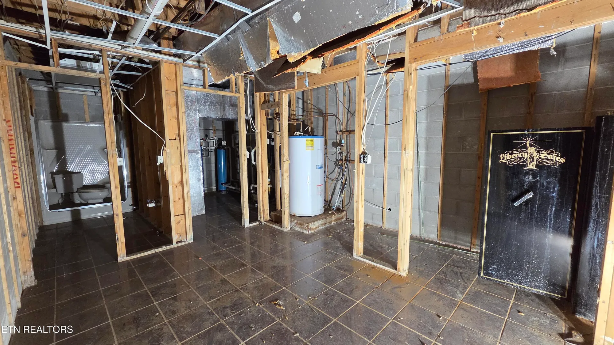 Property Slideshow image 29 of 43 | 12 buckner ter, Crossville, TN, 38558