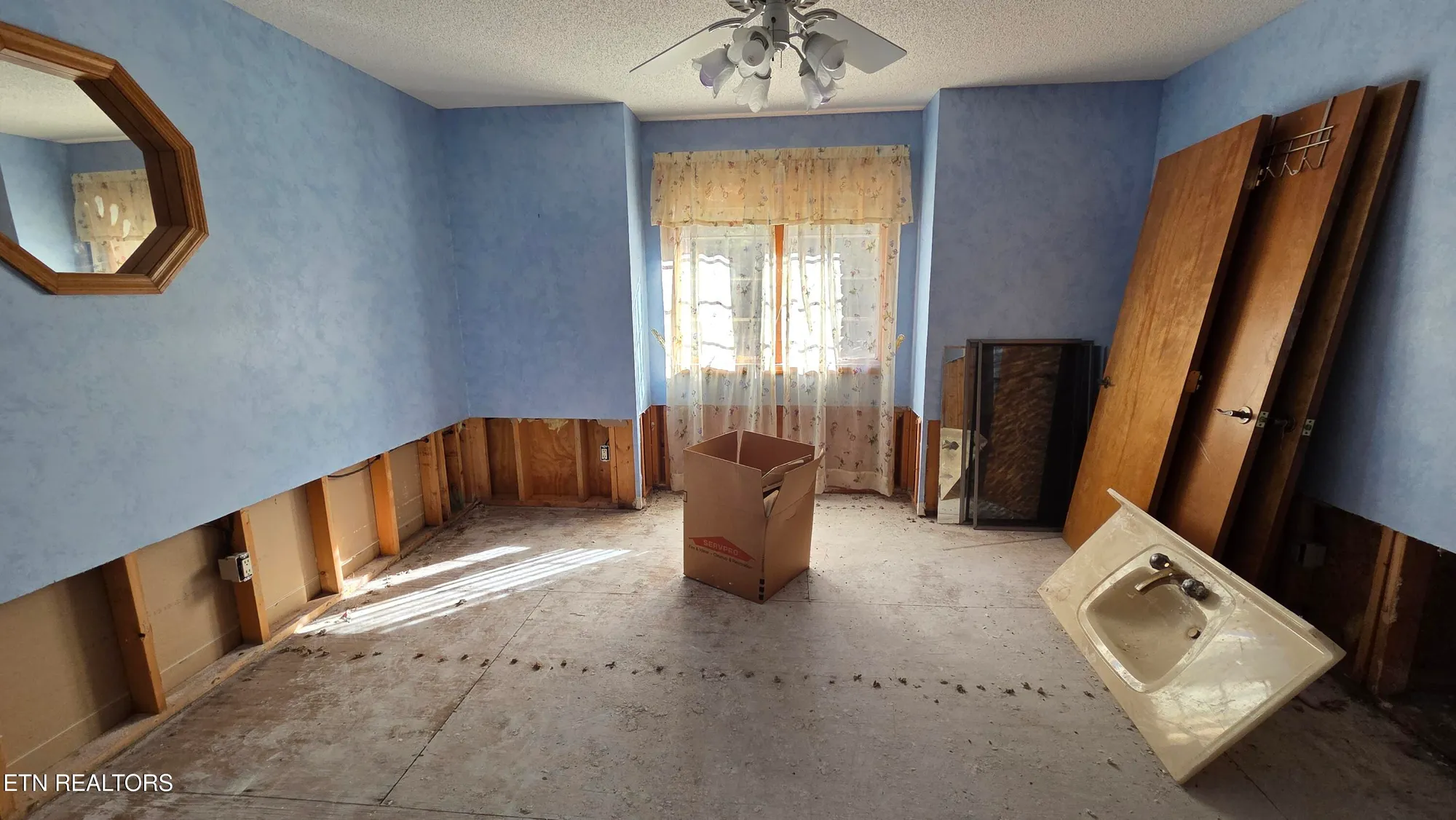 Property Slideshow image 20 of 43 | 12 buckner ter, Crossville, TN, 38558