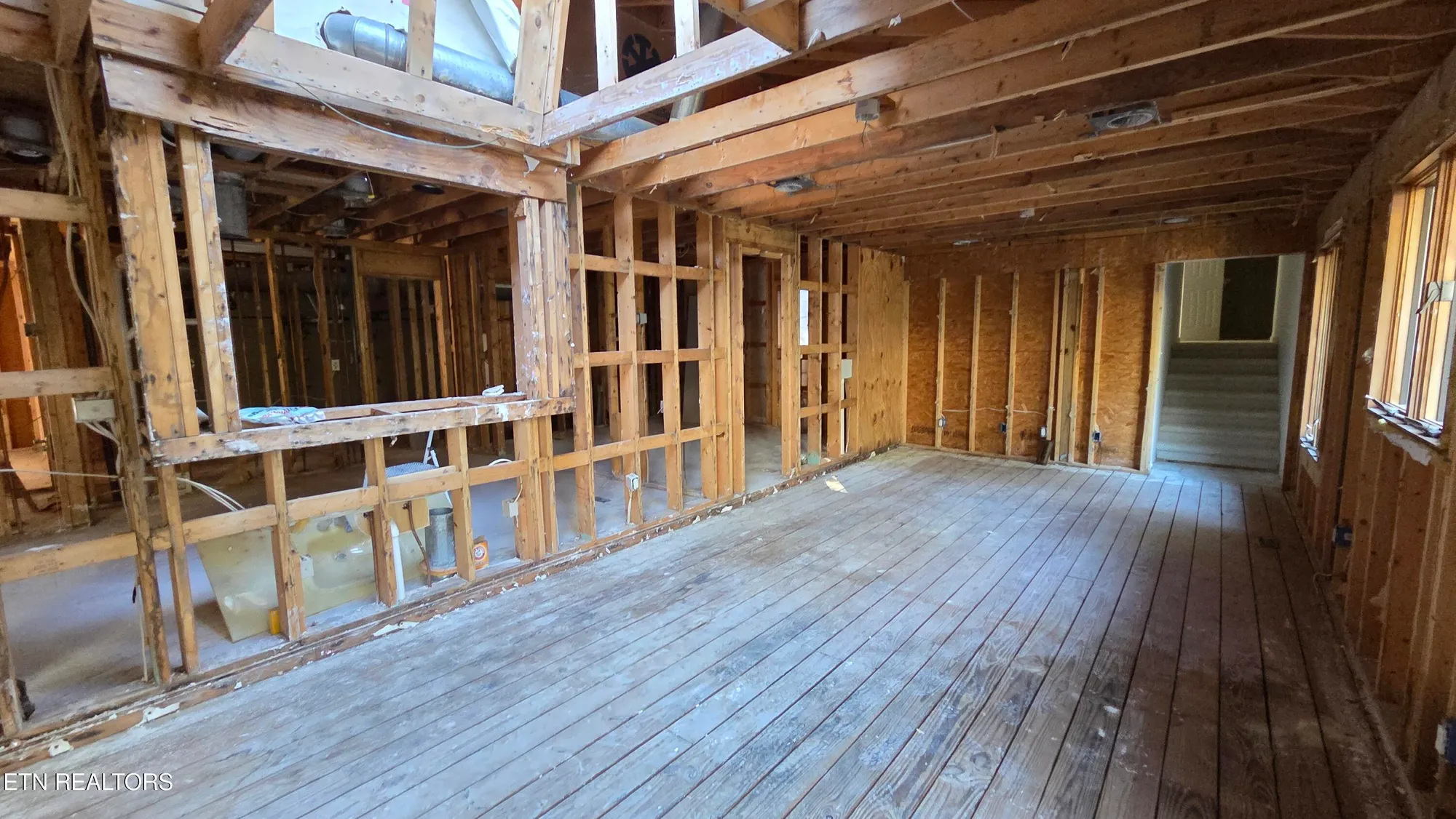 Property Slideshow image 12 of 43 | 12 buckner ter, Crossville, TN, 38558