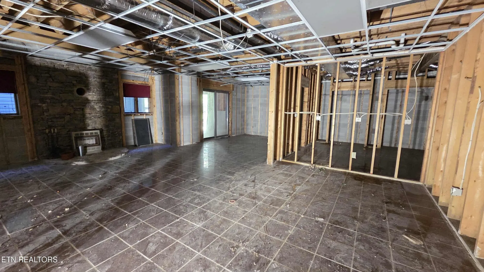 Property Slideshow image 31 of 43 | 12 buckner ter, Crossville, TN, 38558