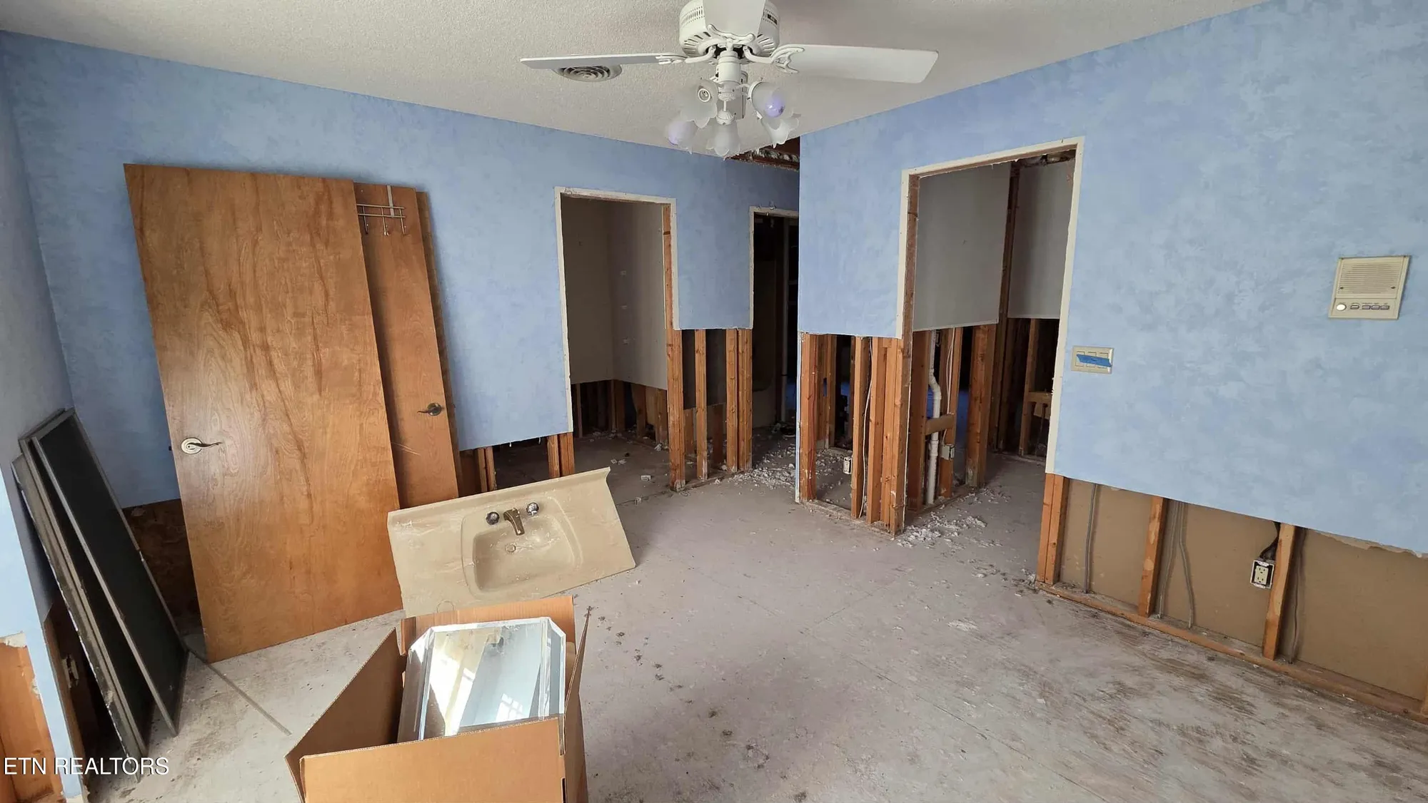 Property Slideshow image 21 of 43 | 12 buckner ter, Crossville, TN, 38558