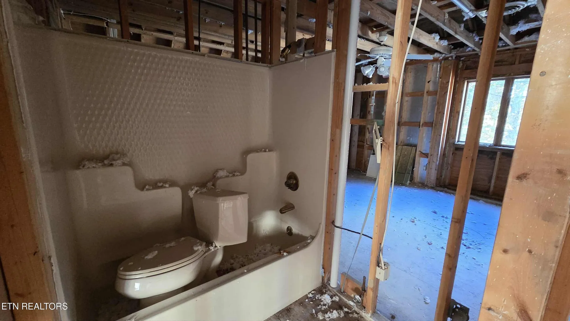 Property Slideshow image 24 of 43 | 12 buckner ter, Crossville, TN, 38558