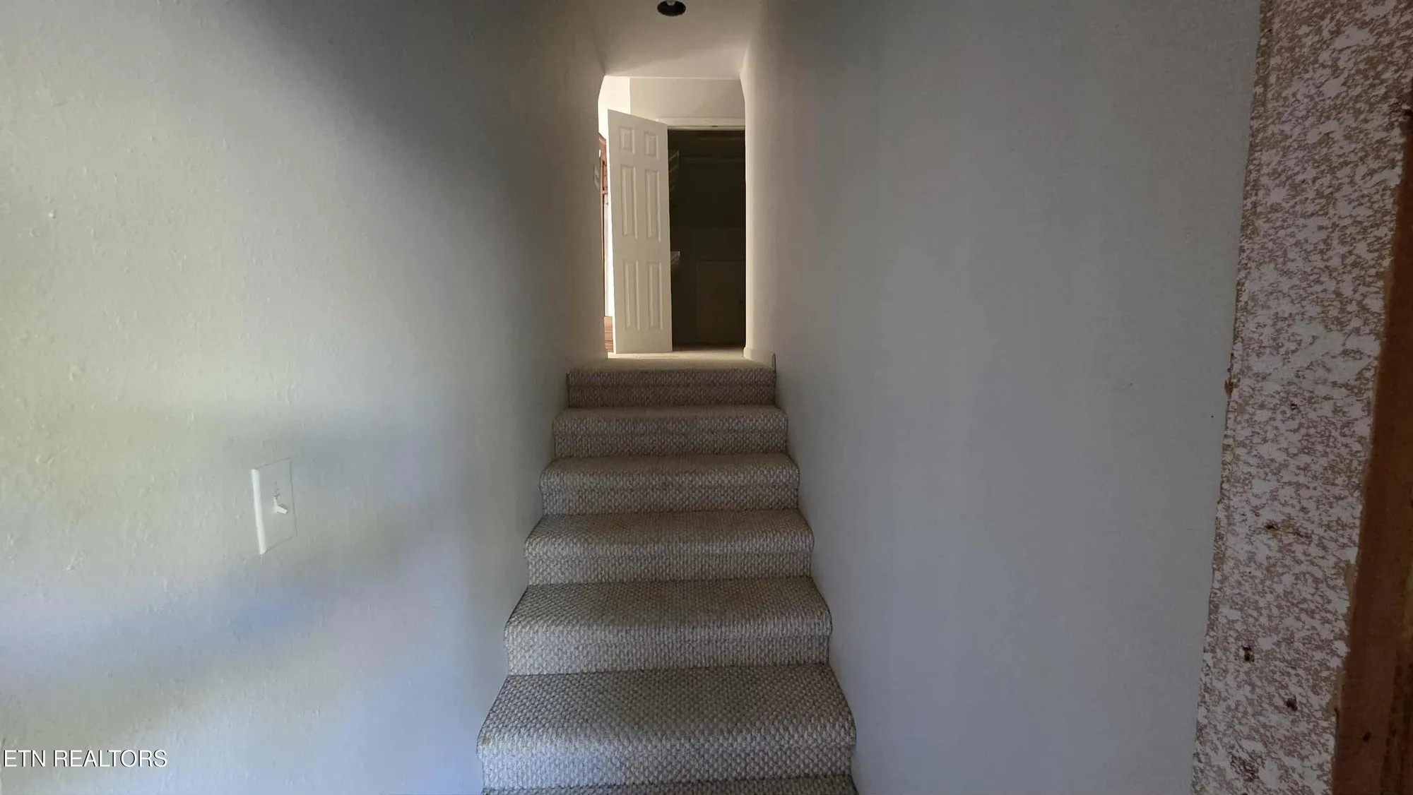 Property Slideshow image 38 of 43 | 12 buckner ter, Crossville, TN, 38558