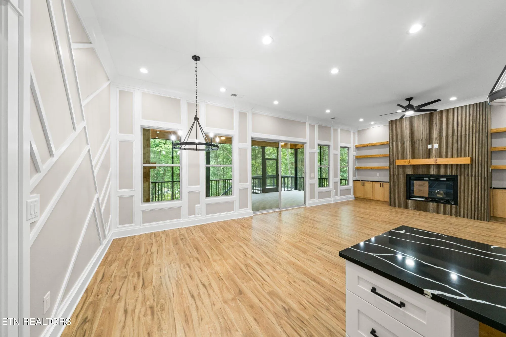 Property Slideshow image 19 of 45 | 104 noya ln, Loudon, TN, 37774