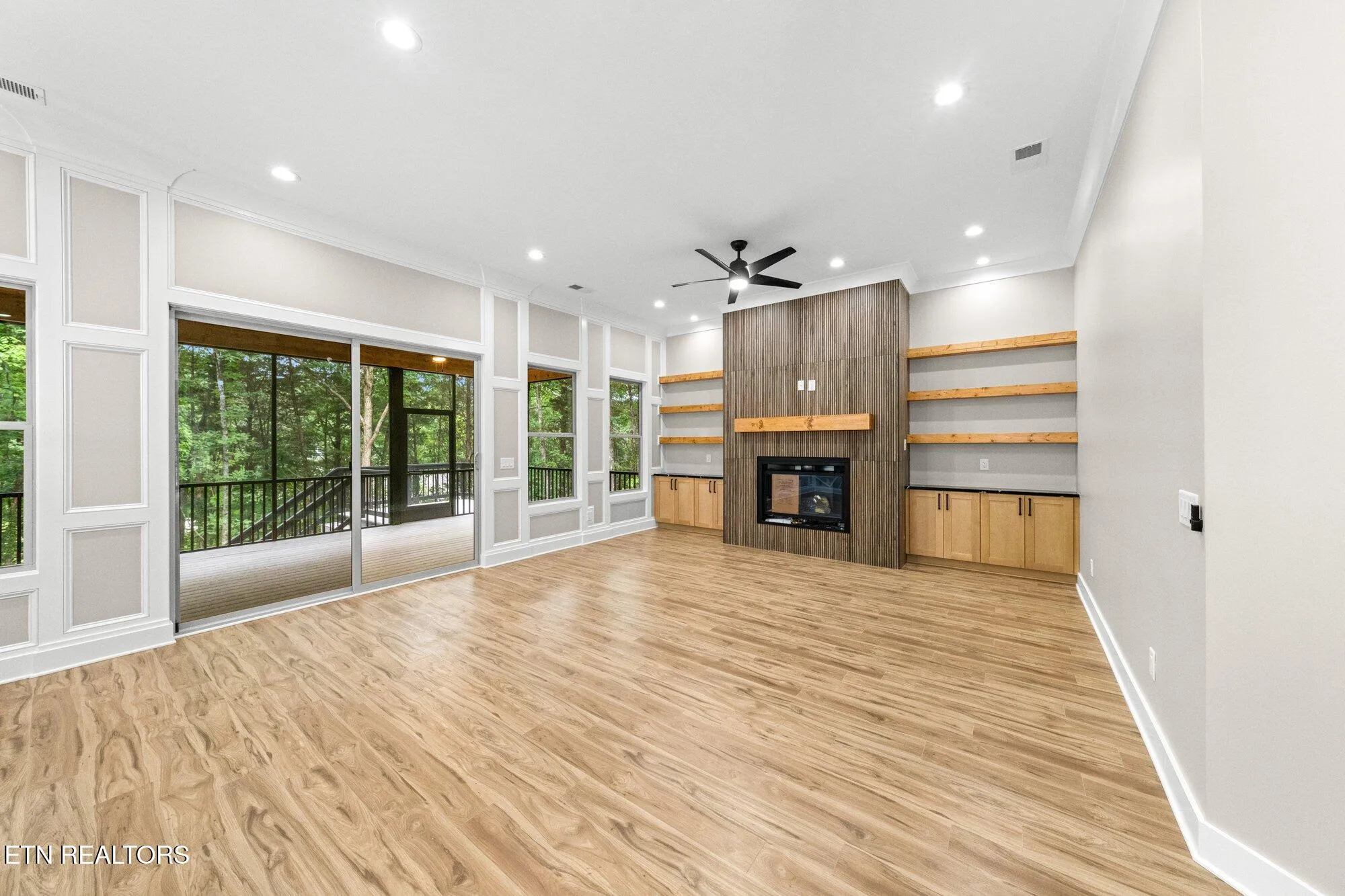 Property Slideshow image 14 of 45 | 104 noya ln, Loudon, TN, 37774