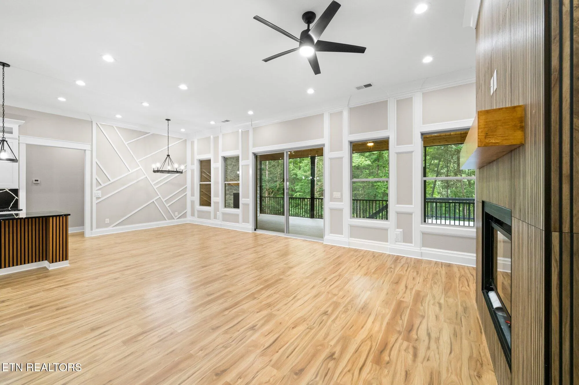 Property Slideshow image 16 of 45 | 104 noya ln, Loudon, TN, 37774