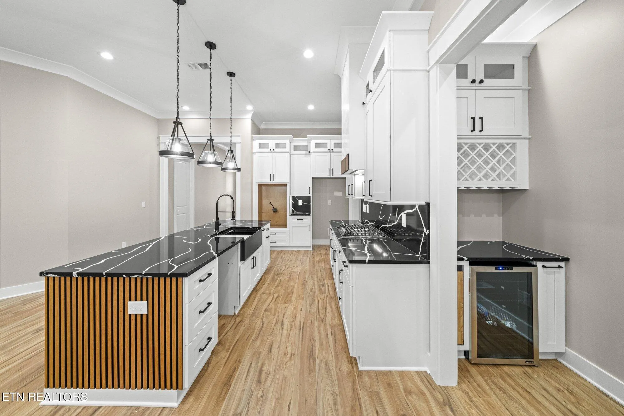 Property Slideshow image 21 of 45 | 104 noya ln, Loudon, TN, 37774