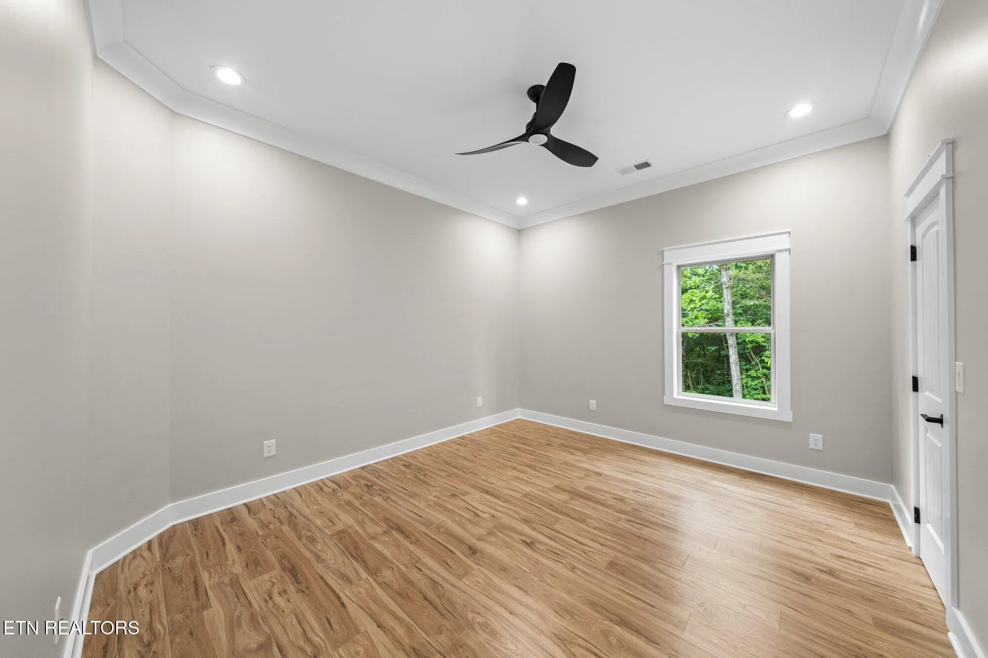 Property Slideshow image 40 of 45 | 104 noya ln, Loudon, TN, 37774