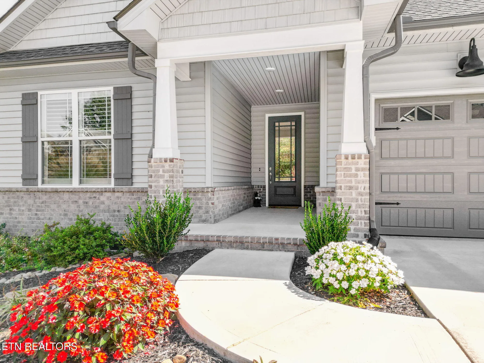 Property Slideshow image 2 of 56 | 205 nuhya trce, Loudon, TN, 37774