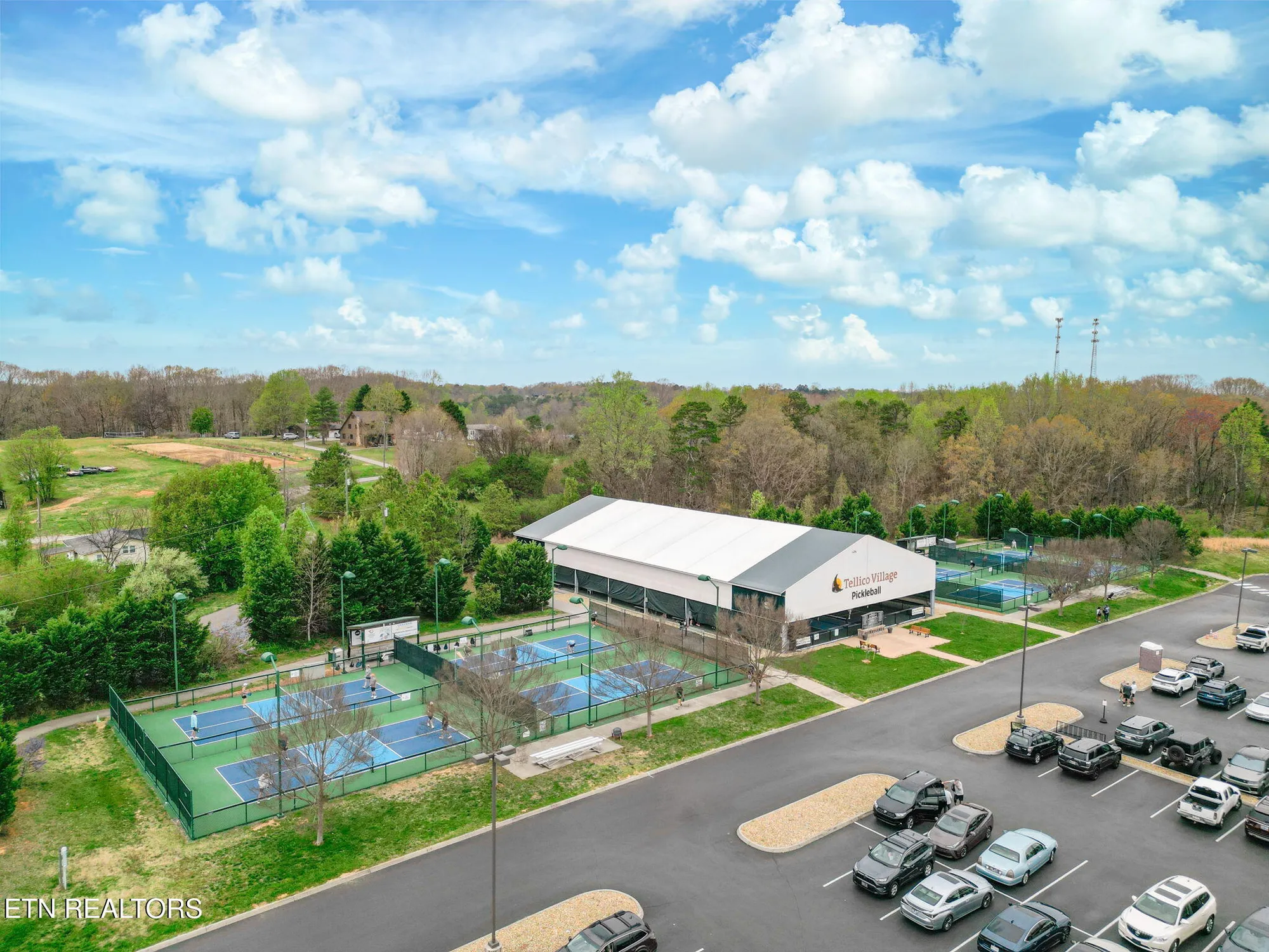 Property Slideshow image 43 of 56 | 205 nuhya trce, Loudon, TN, 37774