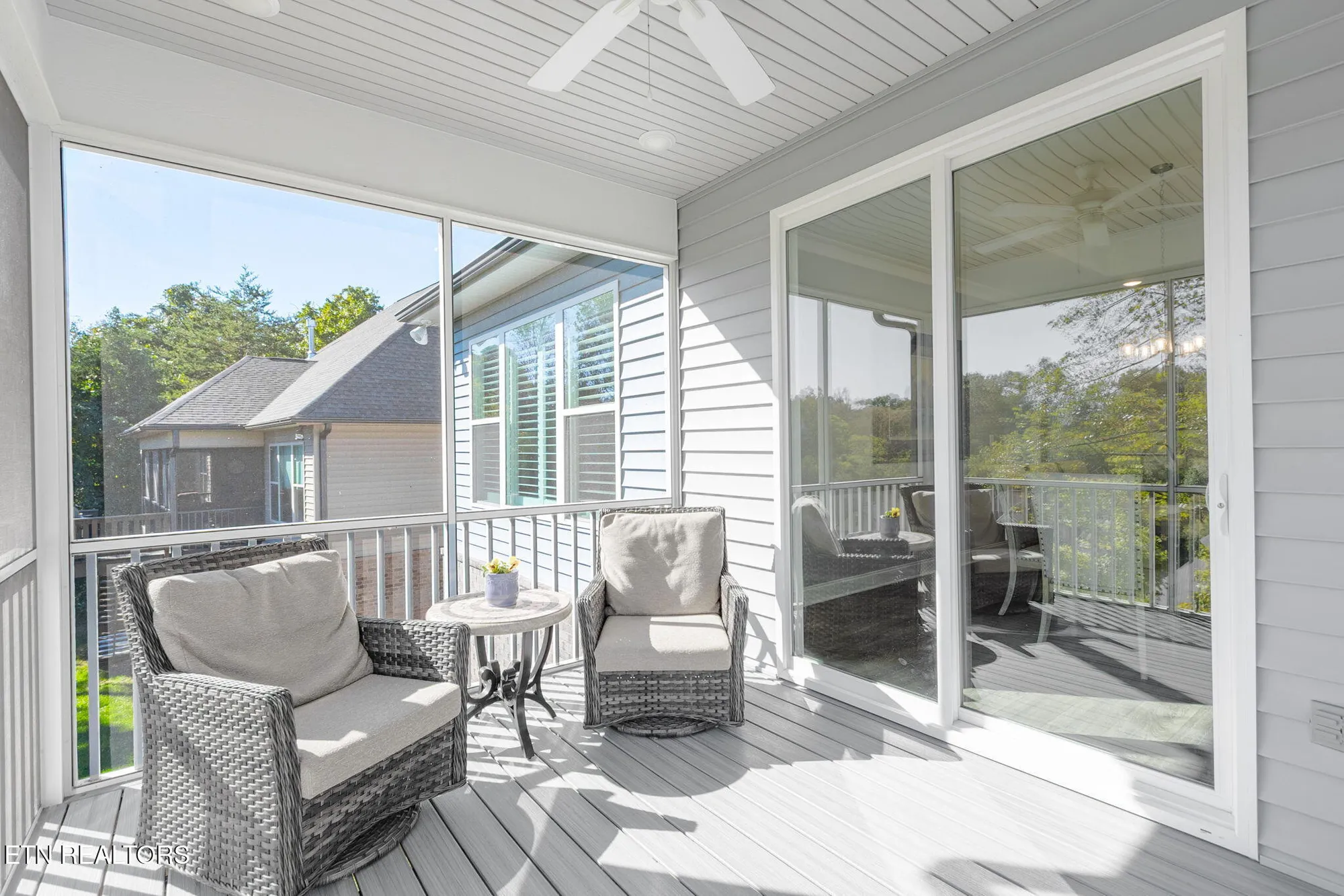 Property Slideshow image 10 of 56 | 205 nuhya trce, Loudon, TN, 37774