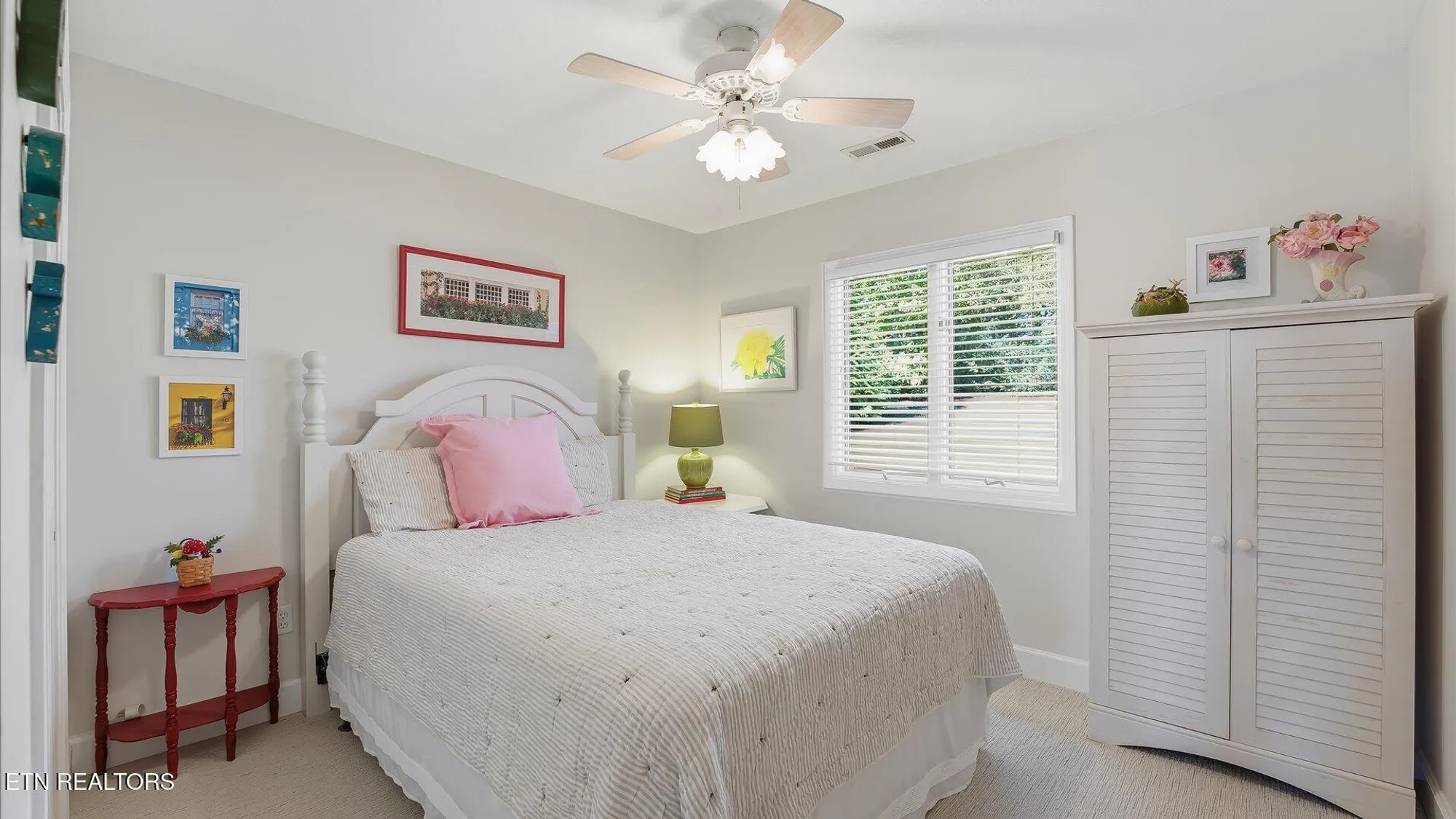 Property Slideshow image 18 of 36 | 301 tahlequah dr, Loudon, TN, 37774