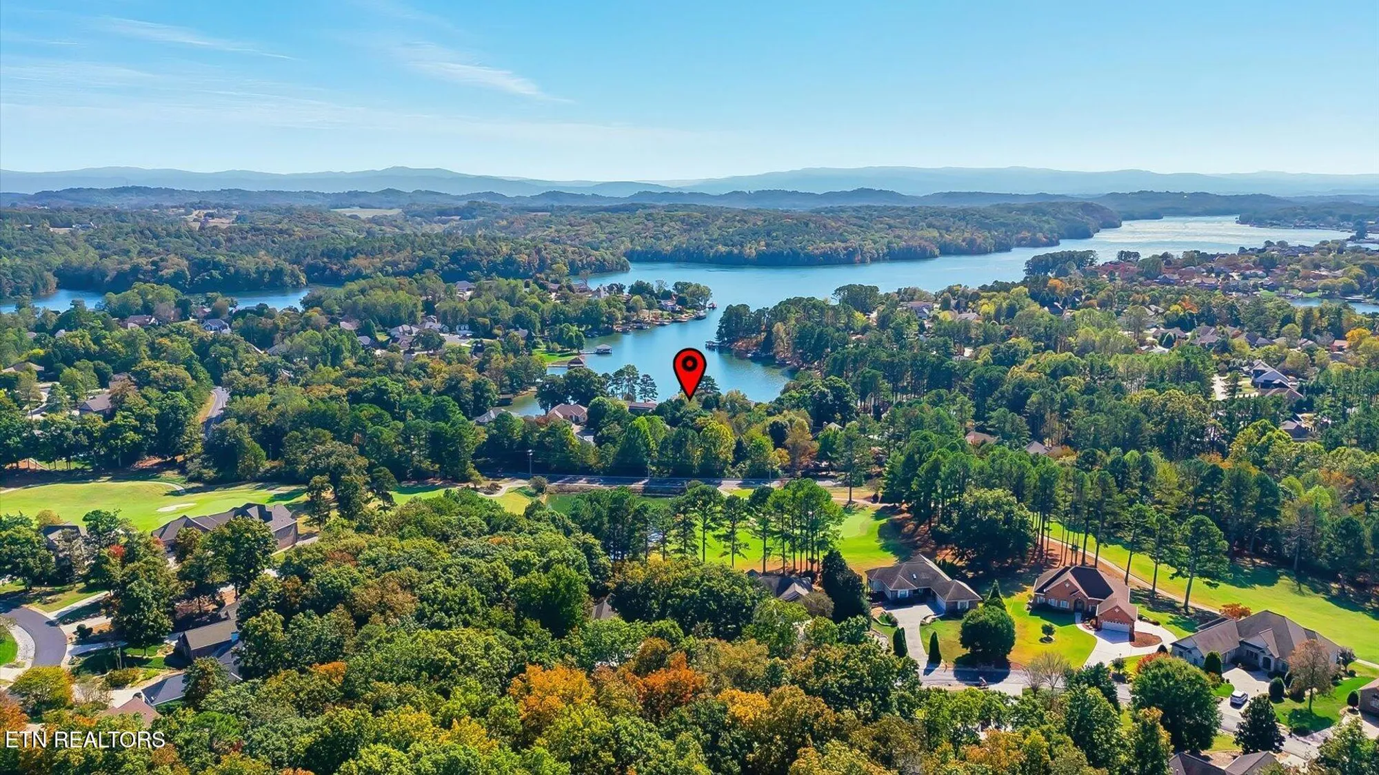 Property Slideshow image 32 of 36 | 301 tahlequah dr, Loudon, TN, 37774