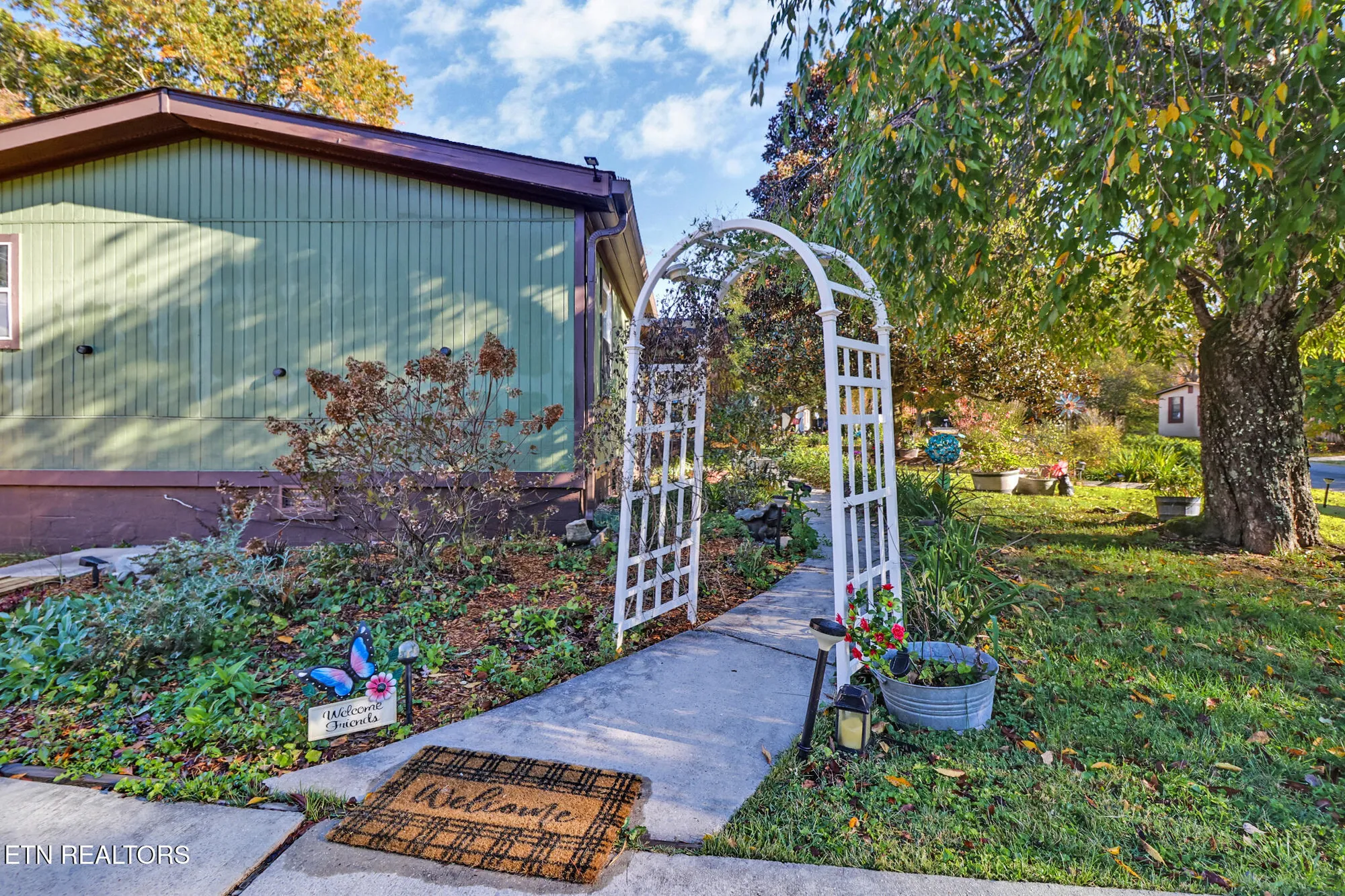 Property Slideshow image 7 of 38 | 263 dartmoor dr, Crossville, TN, 38558