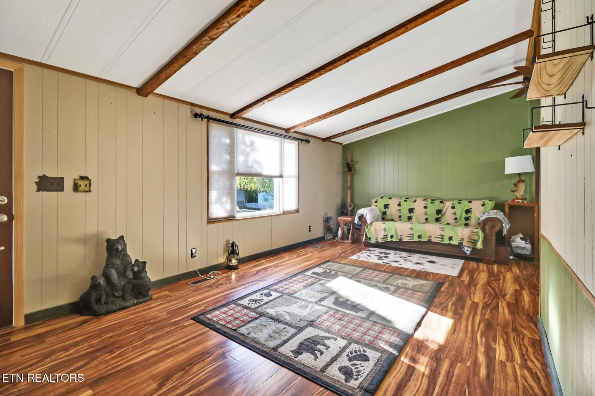 Property Slideshow image 10 of 38 | 263 dartmoor dr, Crossville, TN, 38558