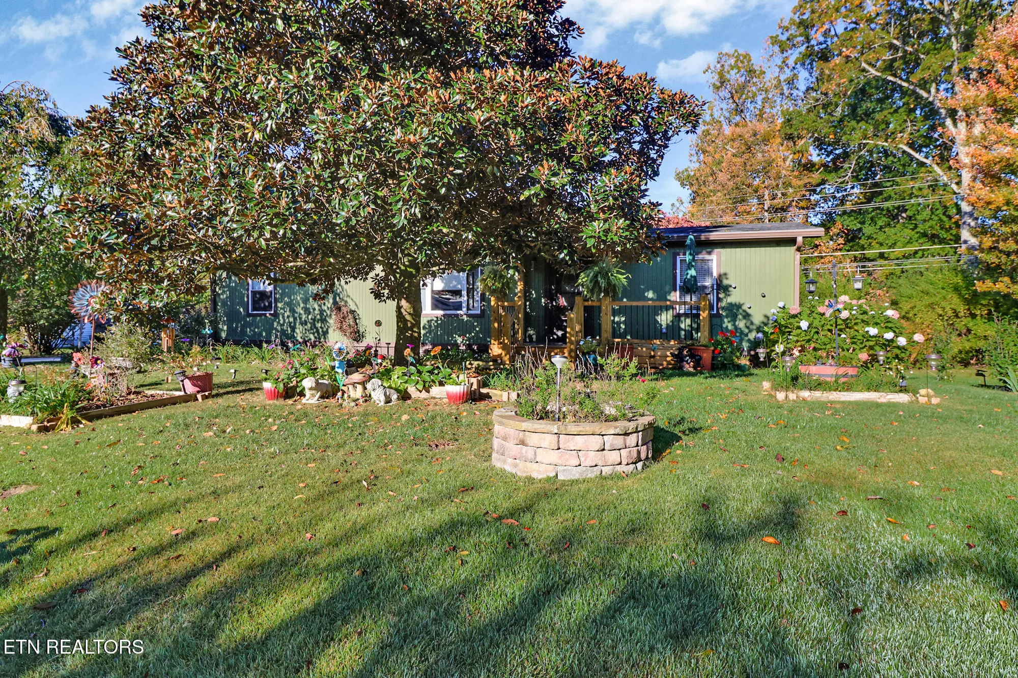 Property Slideshow image 1 of 38 | 263 dartmoor dr, Crossville, TN, 38558