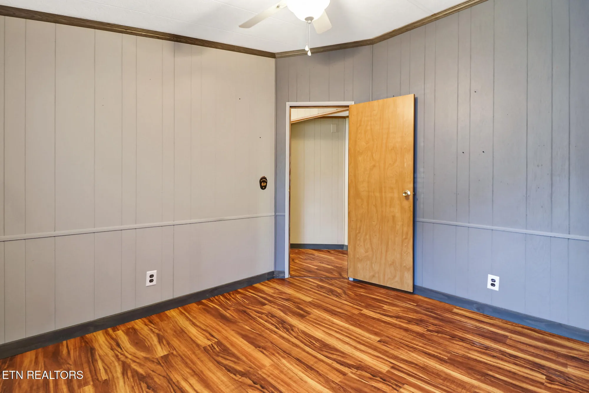 Property Slideshow image 17 of 38 | 263 dartmoor dr, Crossville, TN, 38558