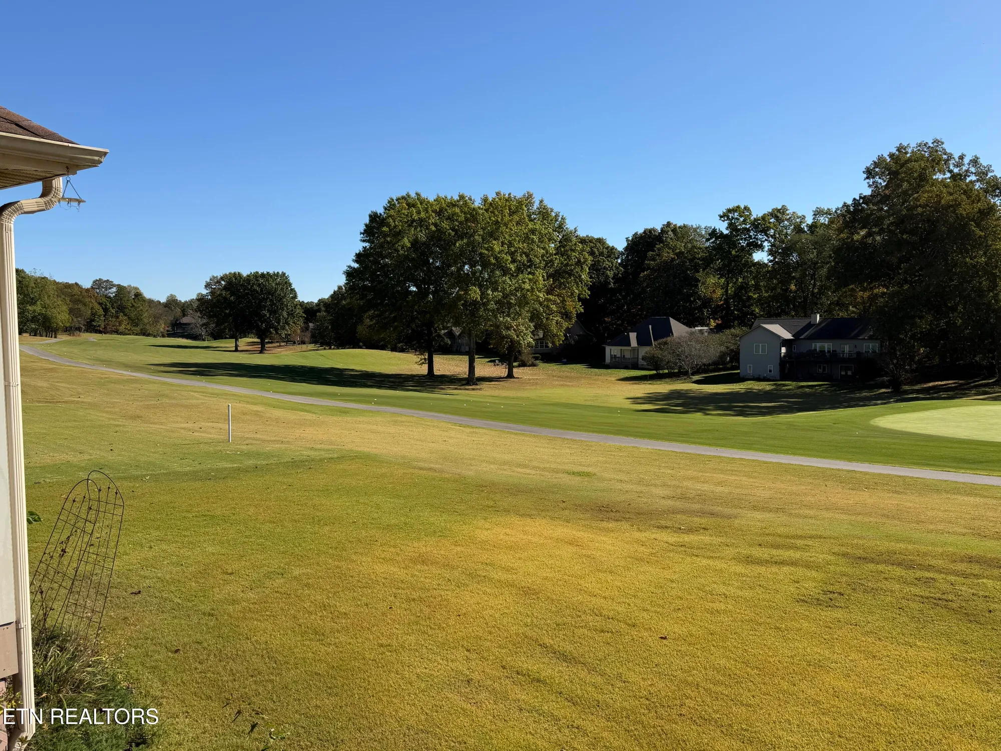 Property Slideshow image 12 of 27 | 103 oohleeno way, Loudon, TN, 37774